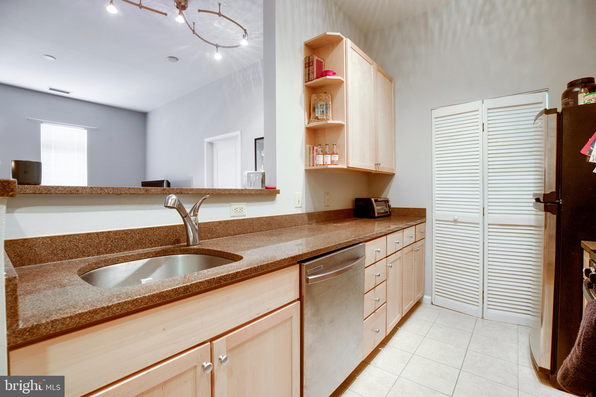 THE ROYALTON - Residential Lease