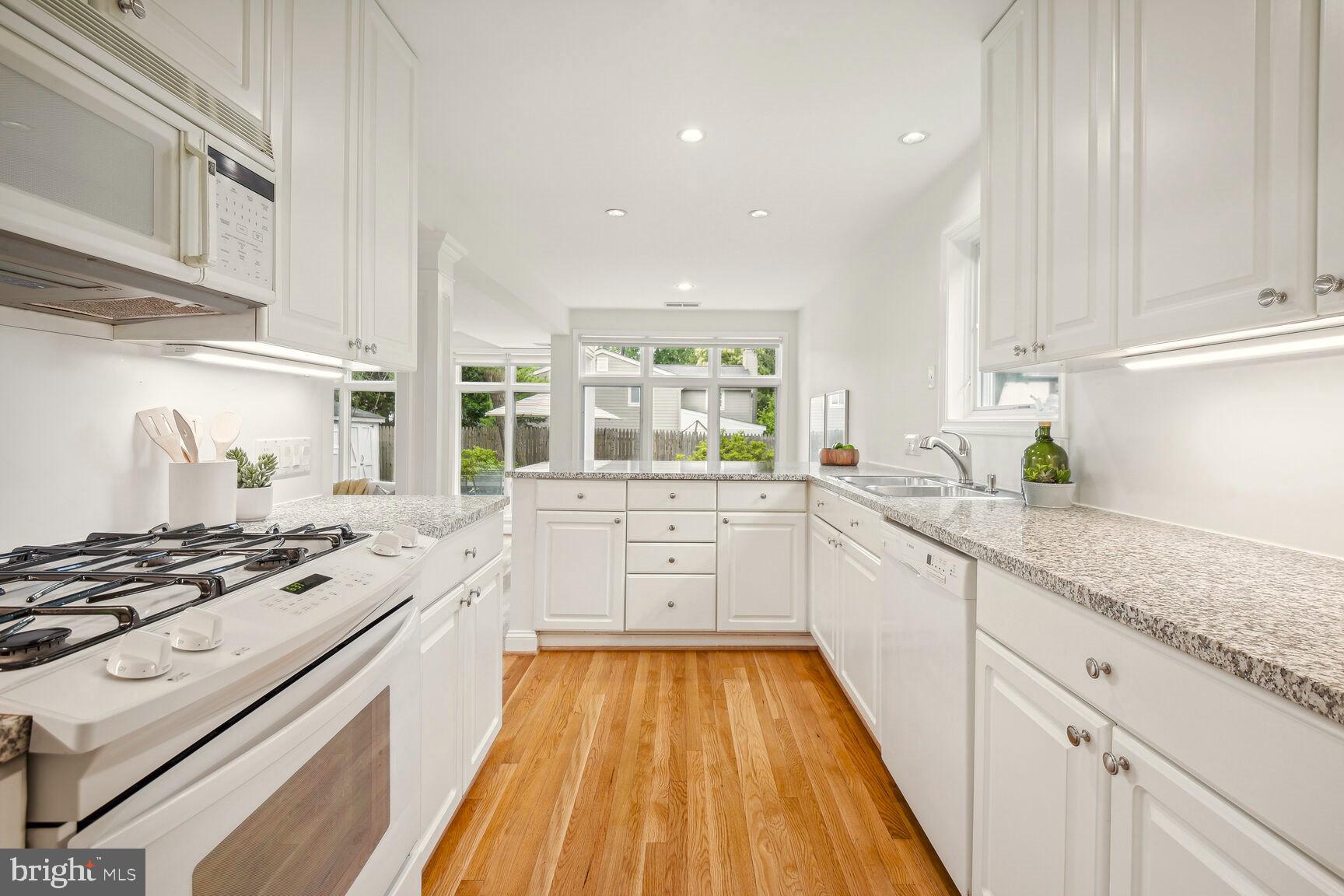 GREENACRES - Residential