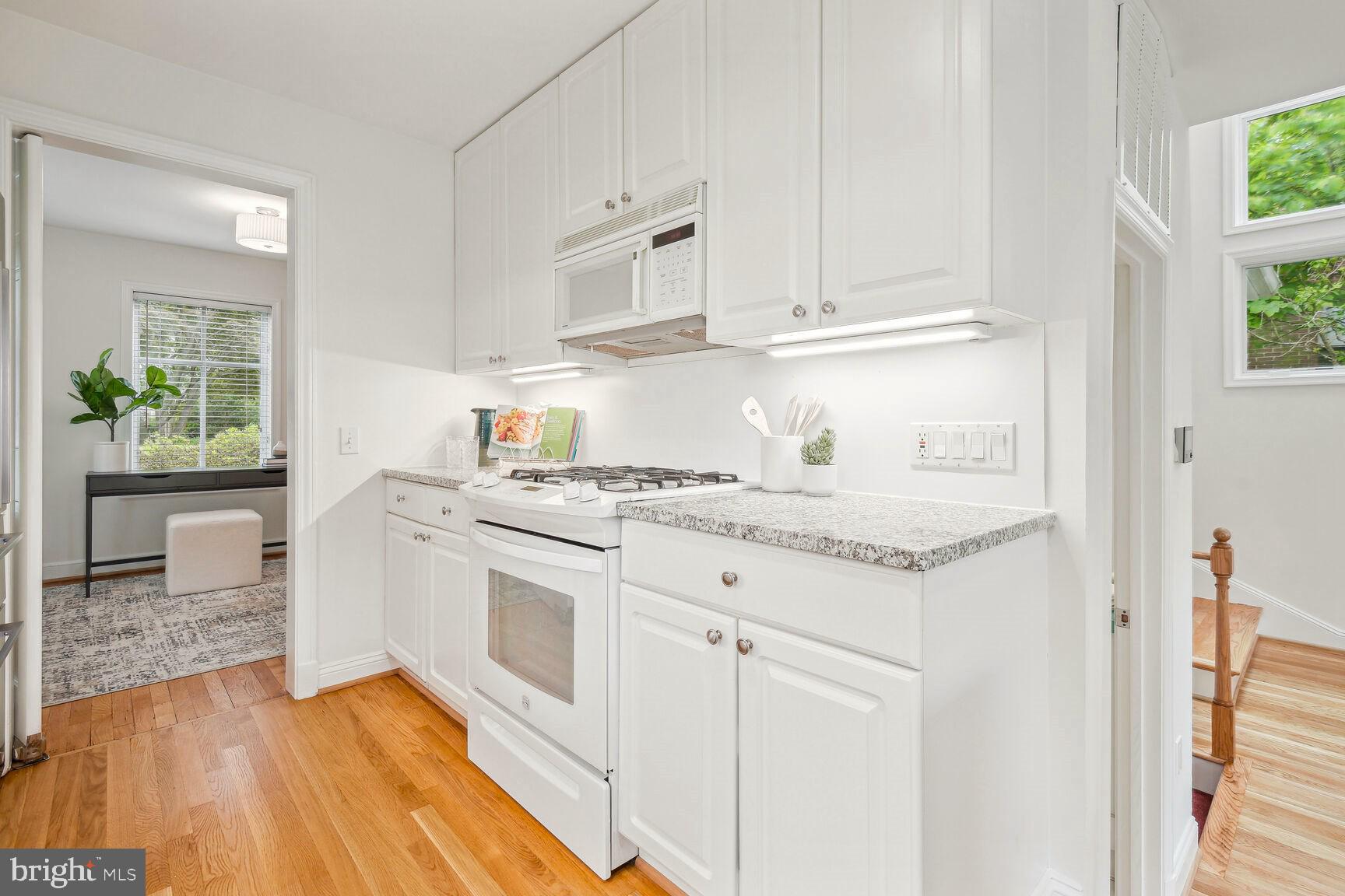 GREENACRES - Residential