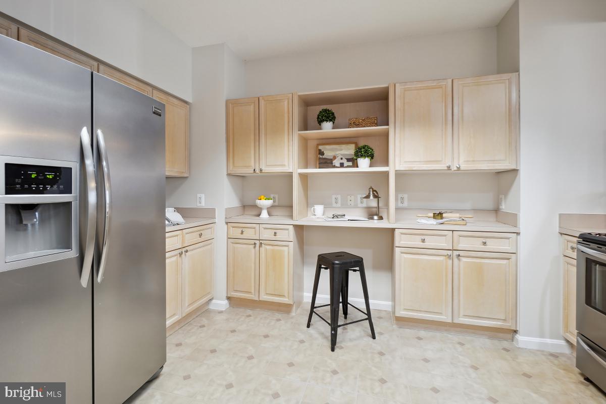 LEISURE WORLD - Residential