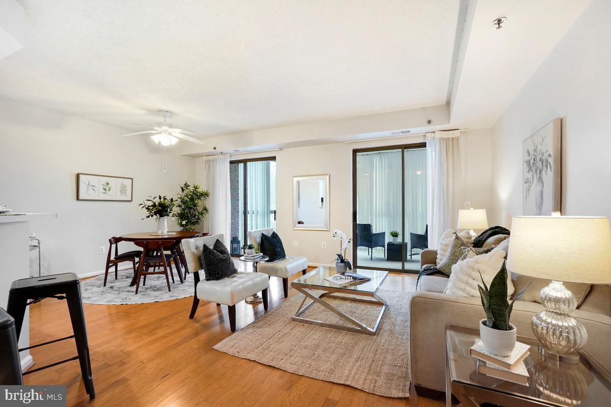 LEISURE WORLD - Residential