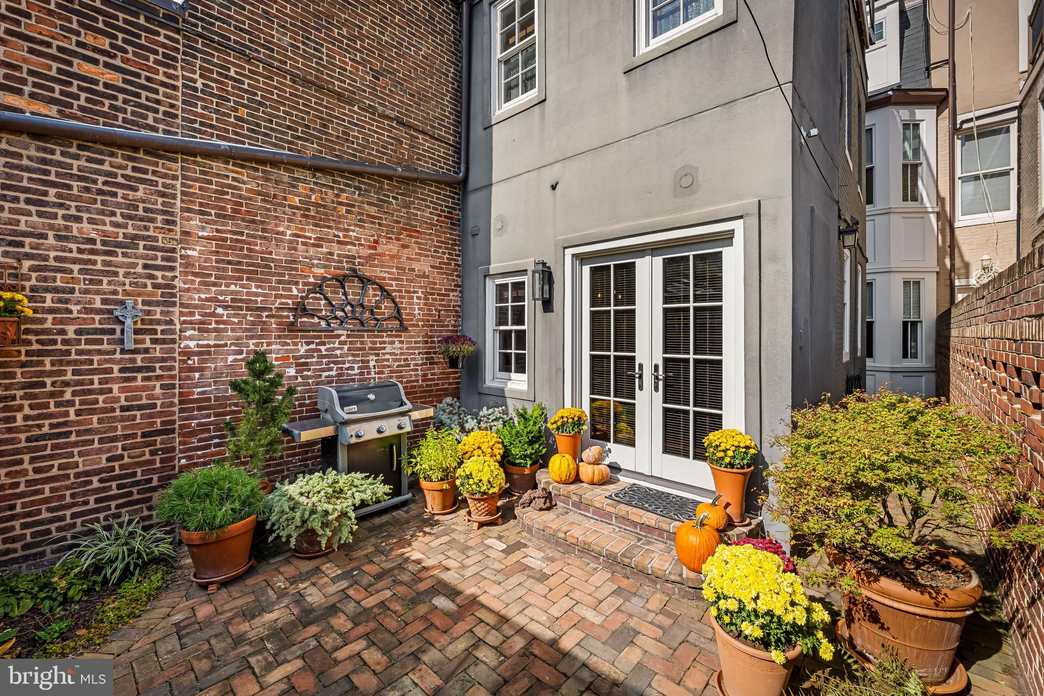 FEDERAL HILL HISTORIC DISTRICT - Residential