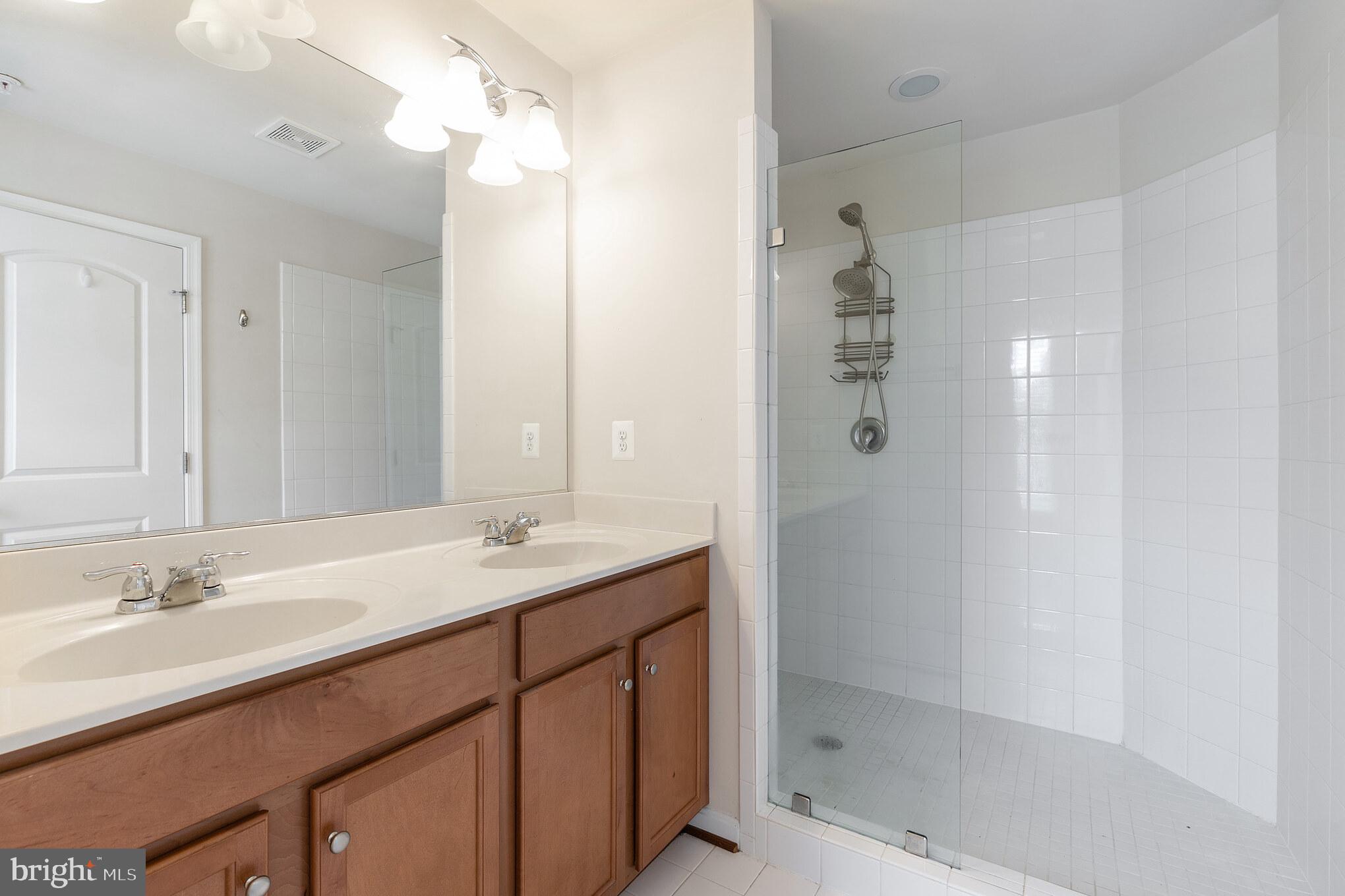 WOODMOORE TOWNE CENTRE - Residential