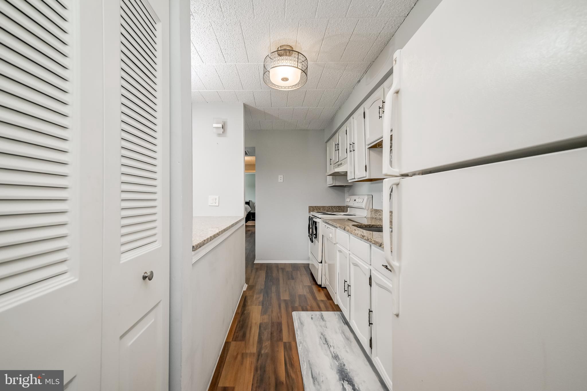 AMBERTOWNE - Residential