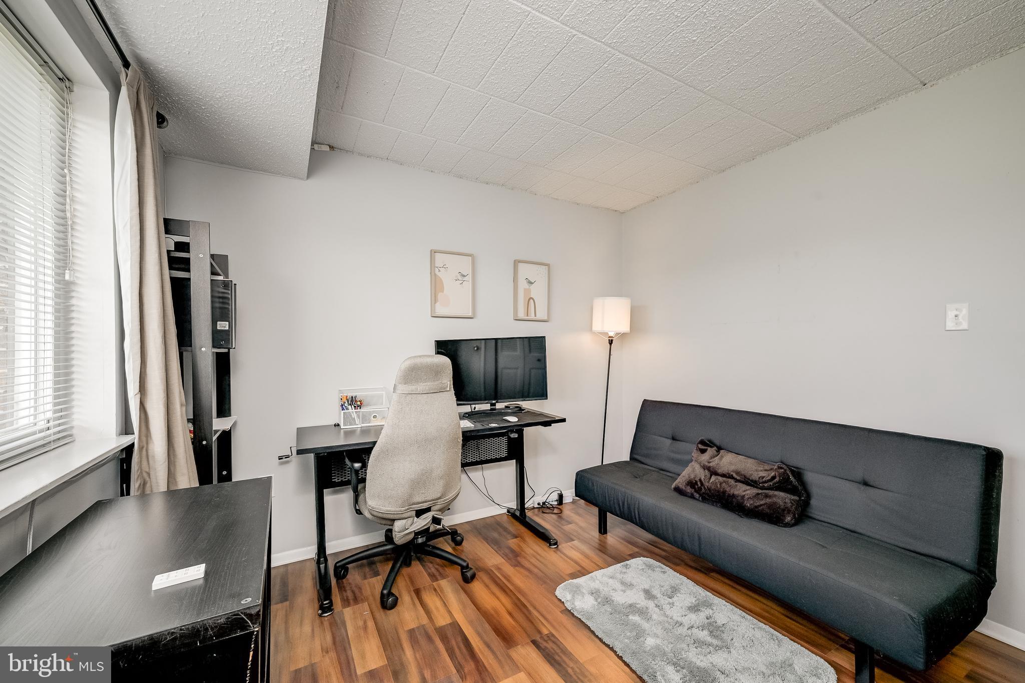 AMBERTOWNE - Residential