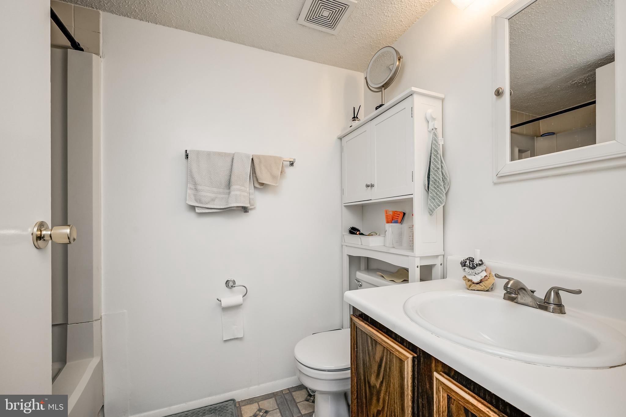 AMBERTOWNE - Residential