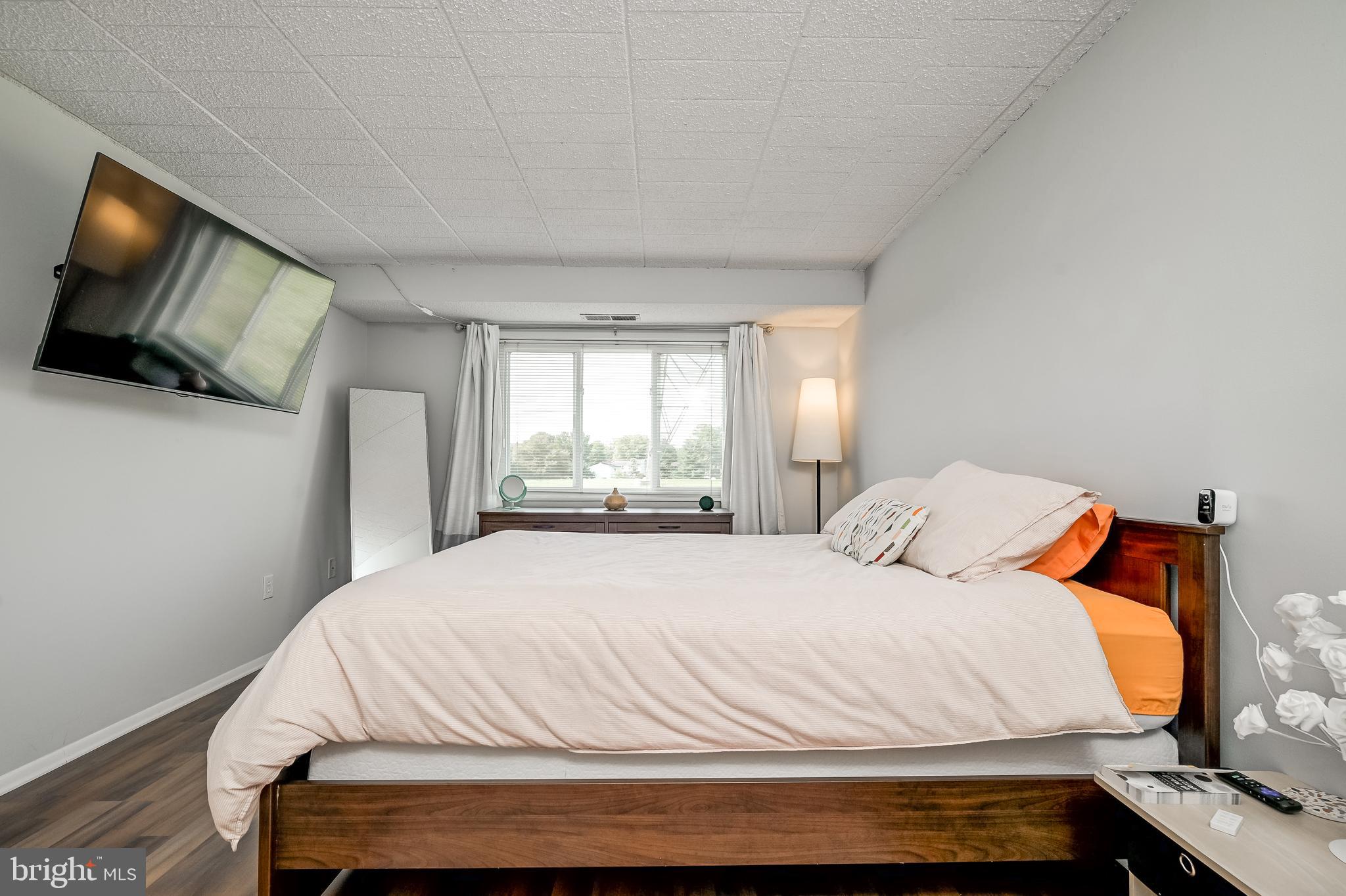 AMBERTOWNE - Residential