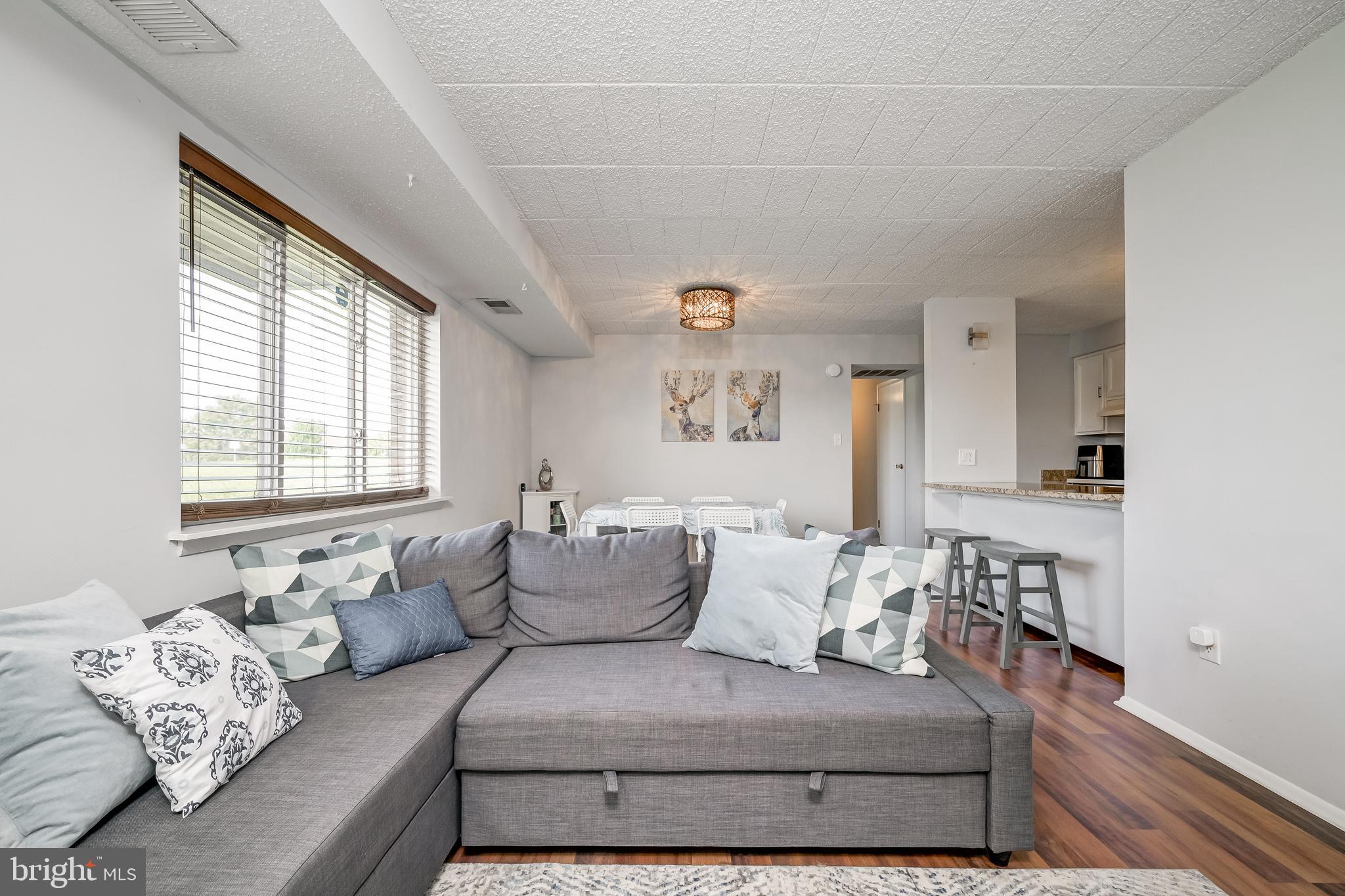 AMBERTOWNE - Residential