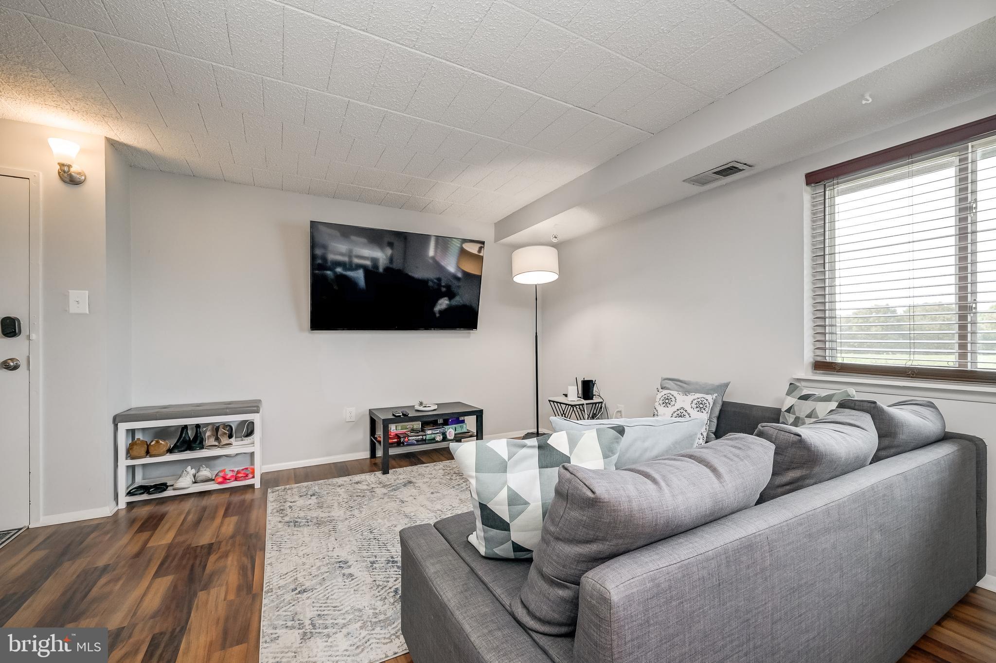 AMBERTOWNE - Residential