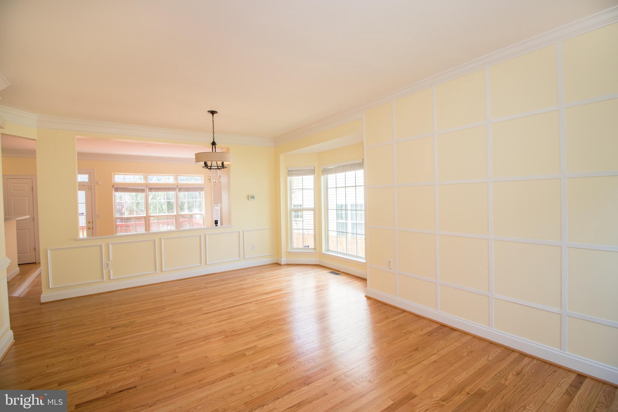 BLOOMS CROSSING - Residential Lease