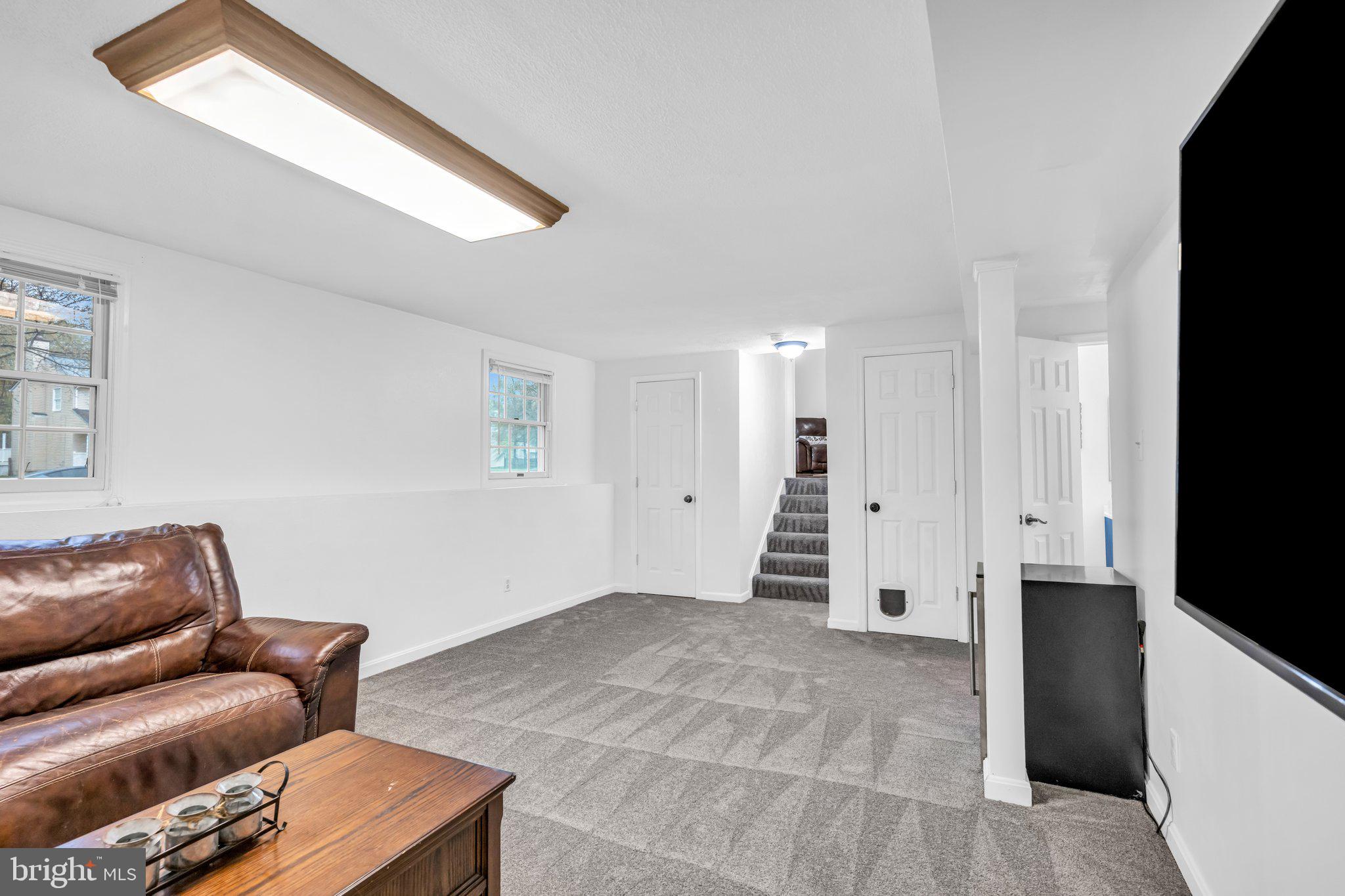 HAMPSHIRE - Residential