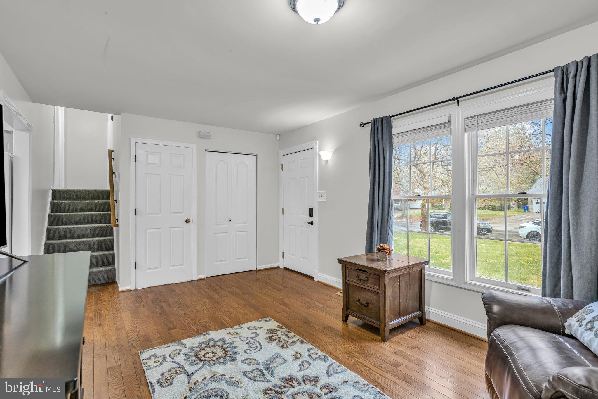 HAMPSHIRE - Residential