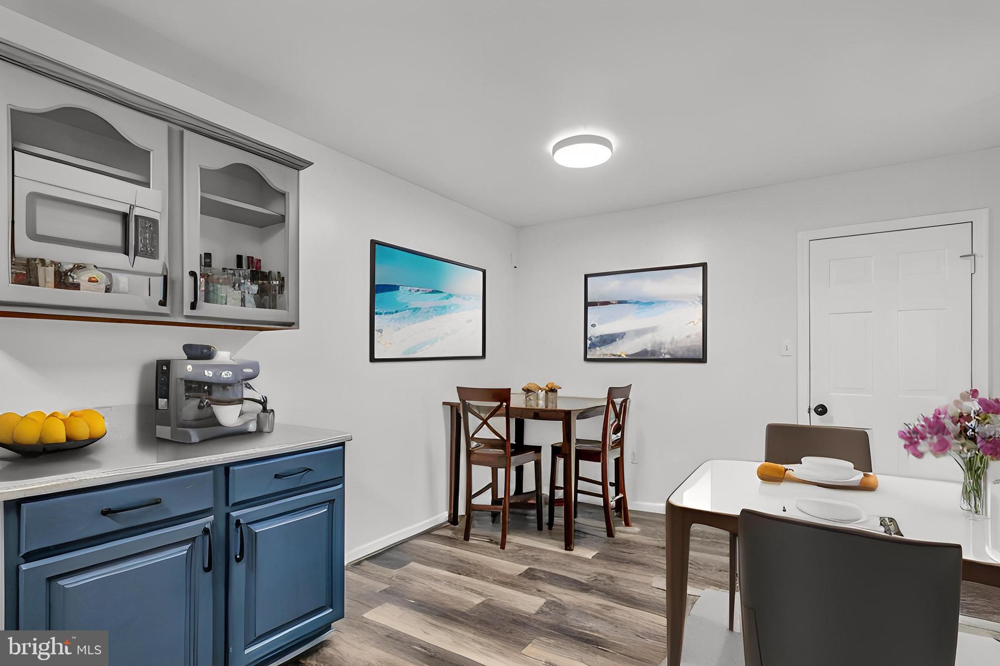 HAMPSHIRE - Residential