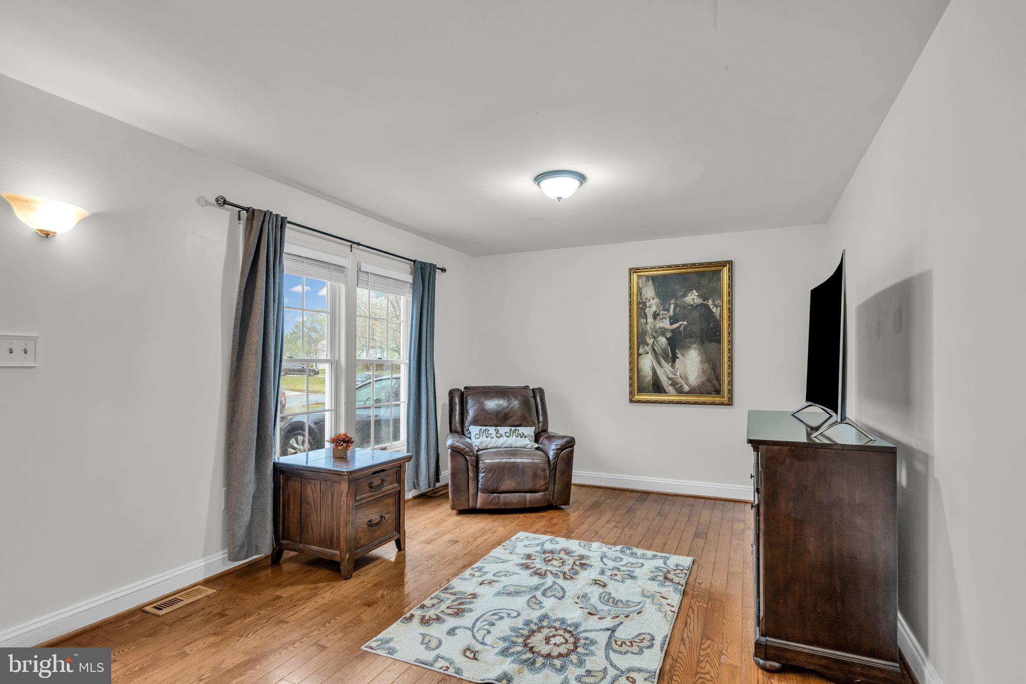 HAMPSHIRE - Residential