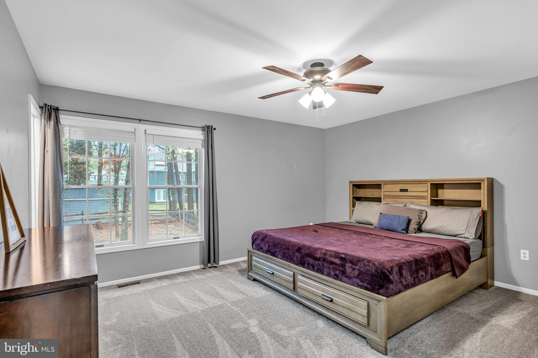 HAMPSHIRE - Residential