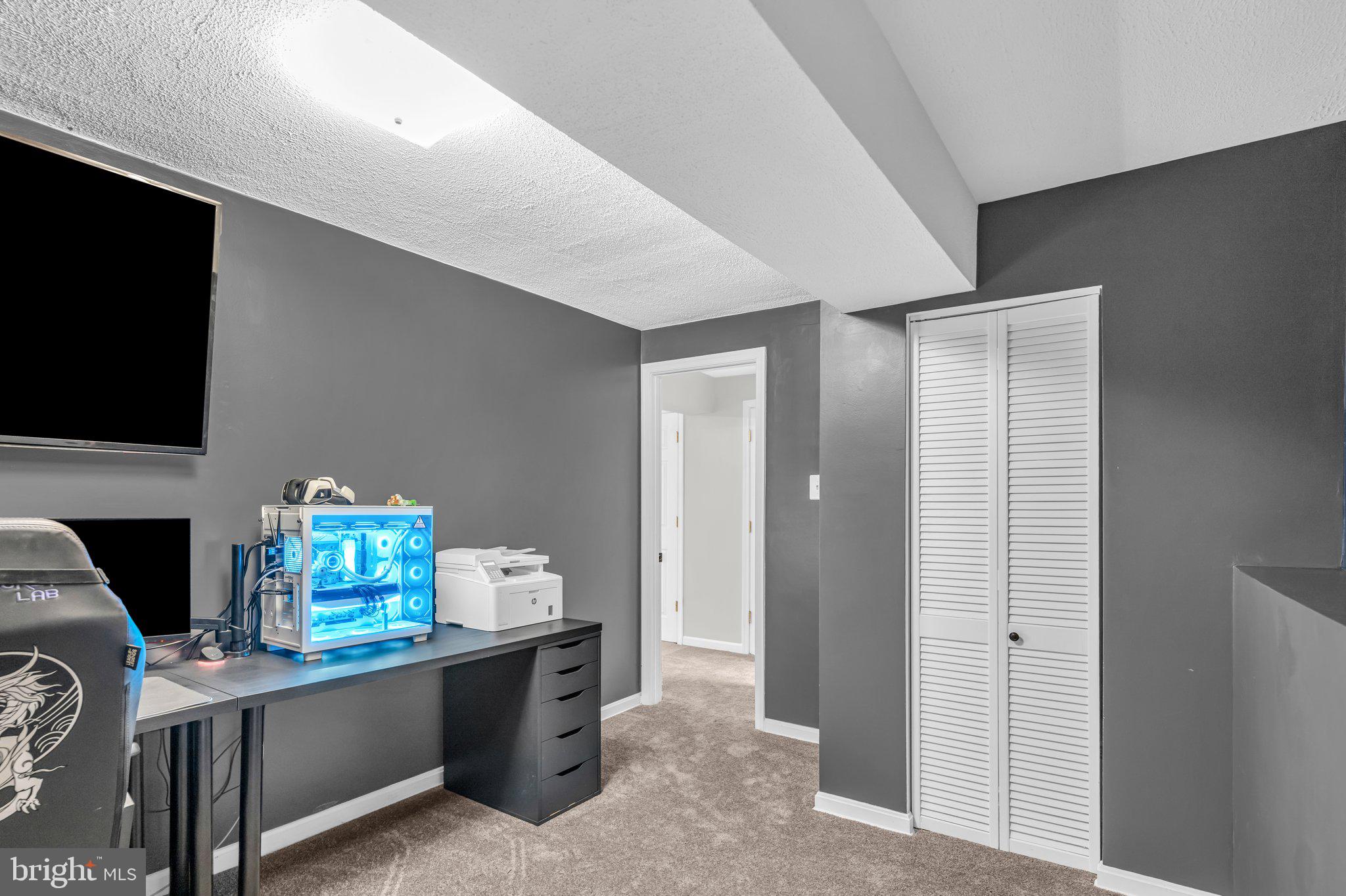 HAMPSHIRE - Residential