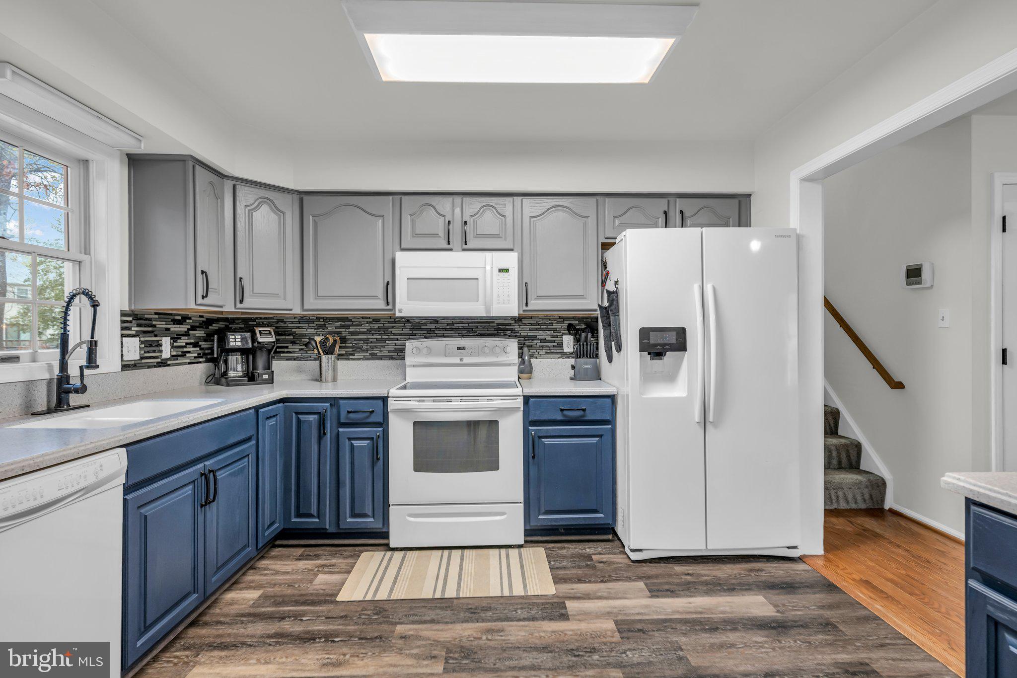 HAMPSHIRE - Residential