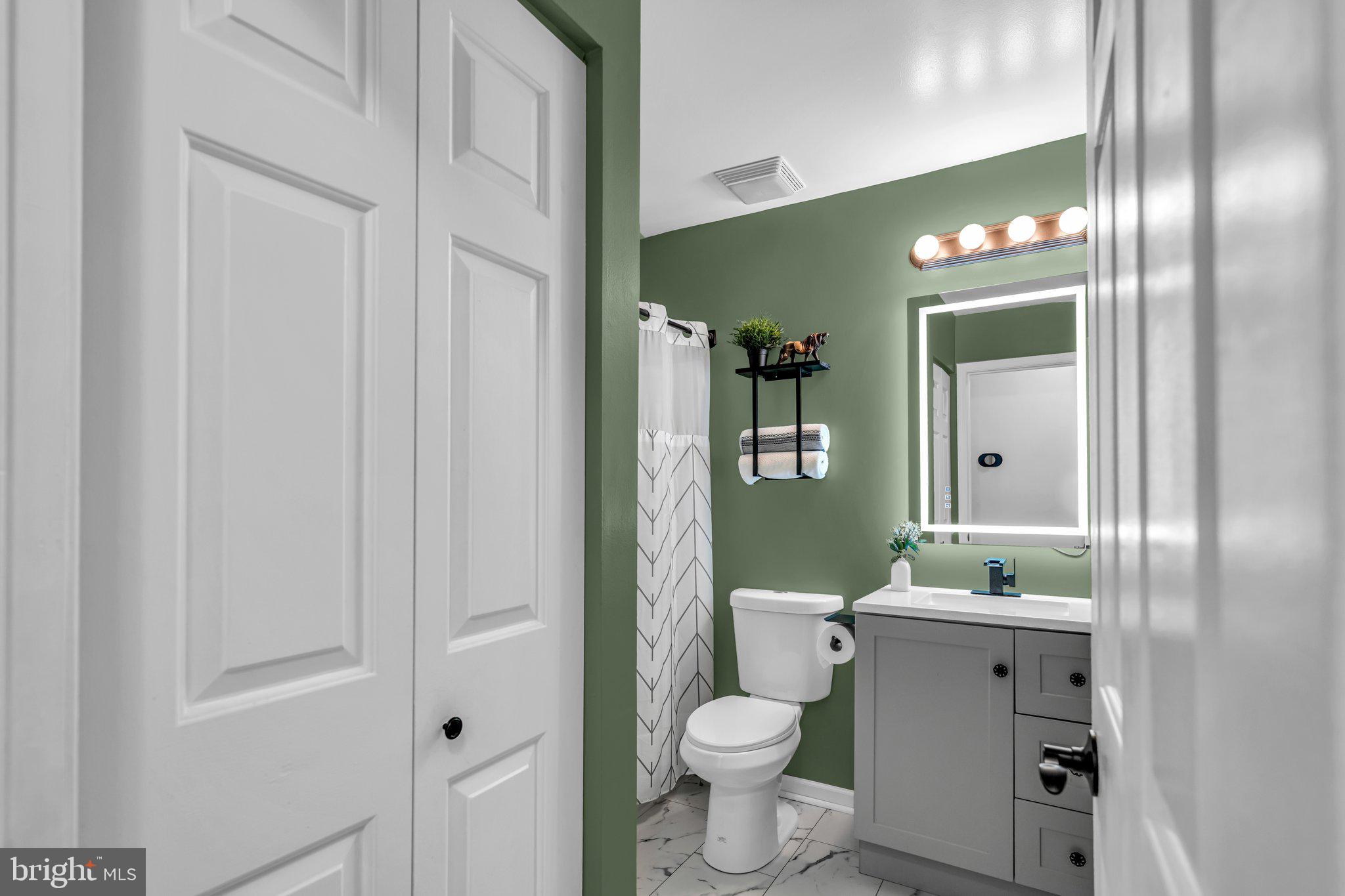 HAMPSHIRE - Residential