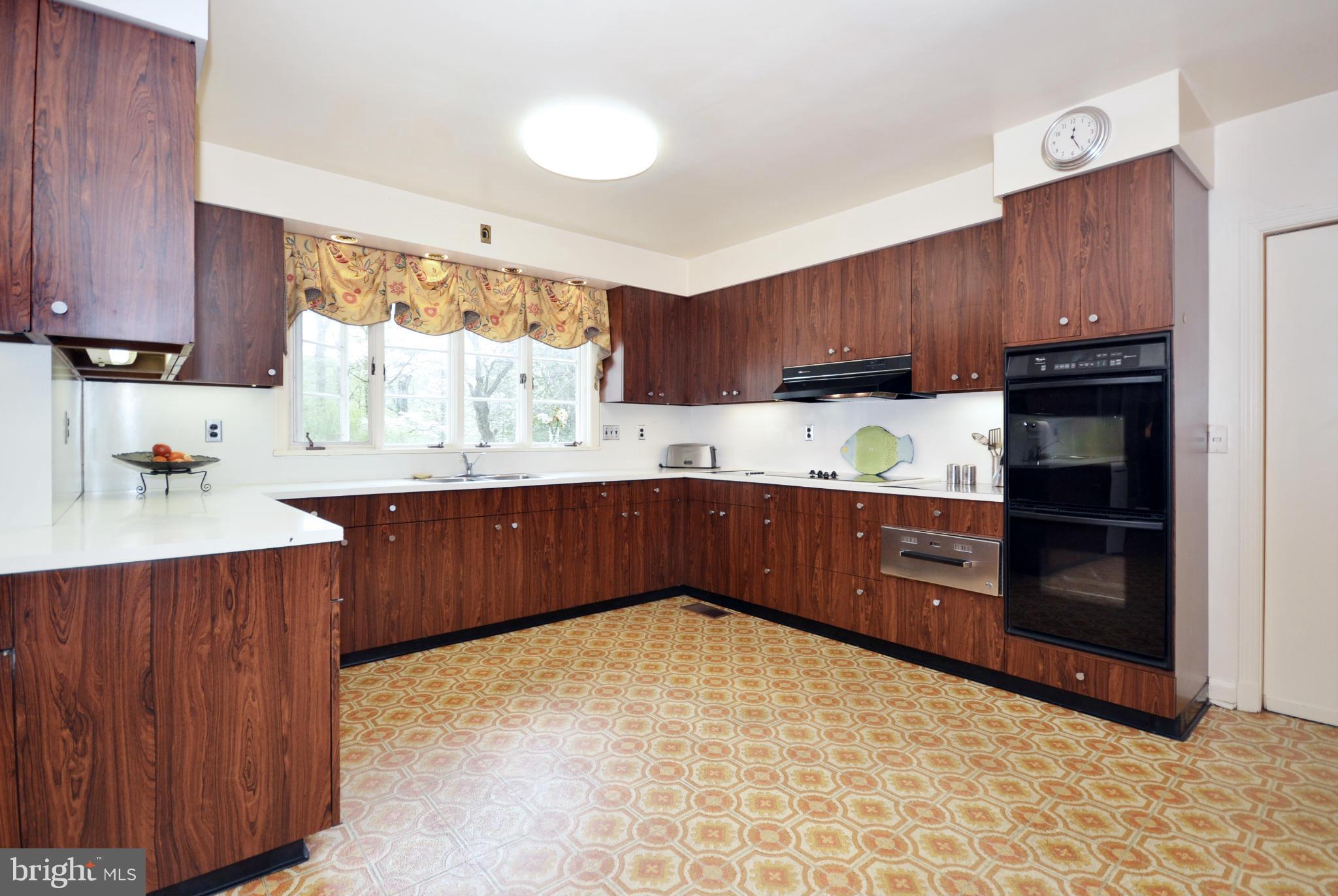 RUXTON - Residential