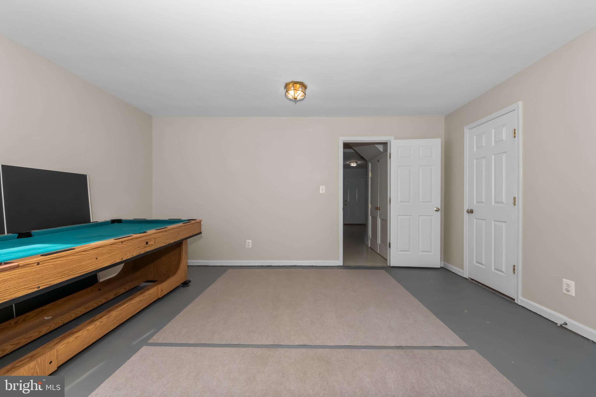 MONTGOMERY TOWNSHIP - Residential