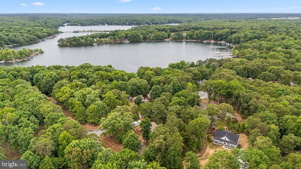 EDGEWOOD BAY - Residential