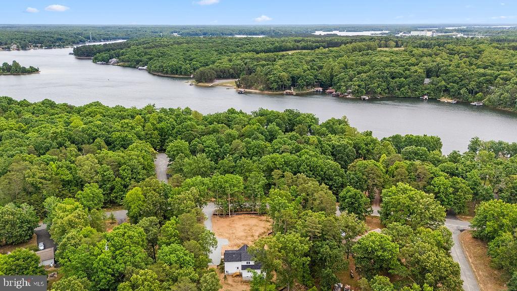 EDGEWOOD BAY - Residential