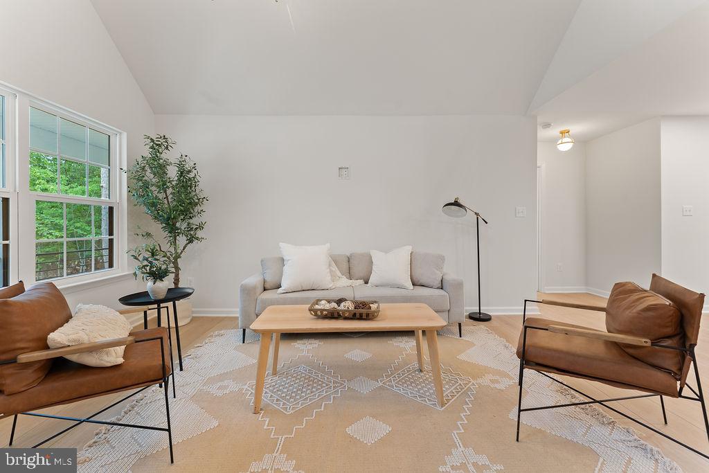 EDGEWOOD BAY - Residential
