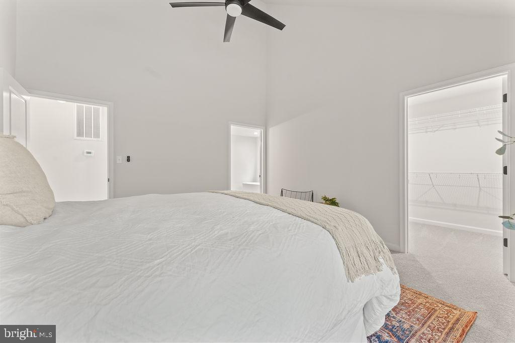 EDGEWOOD BAY - Residential