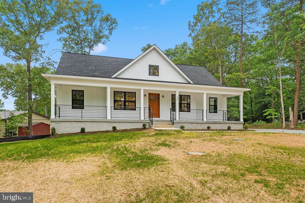 EDGEWOOD BAY - Residential