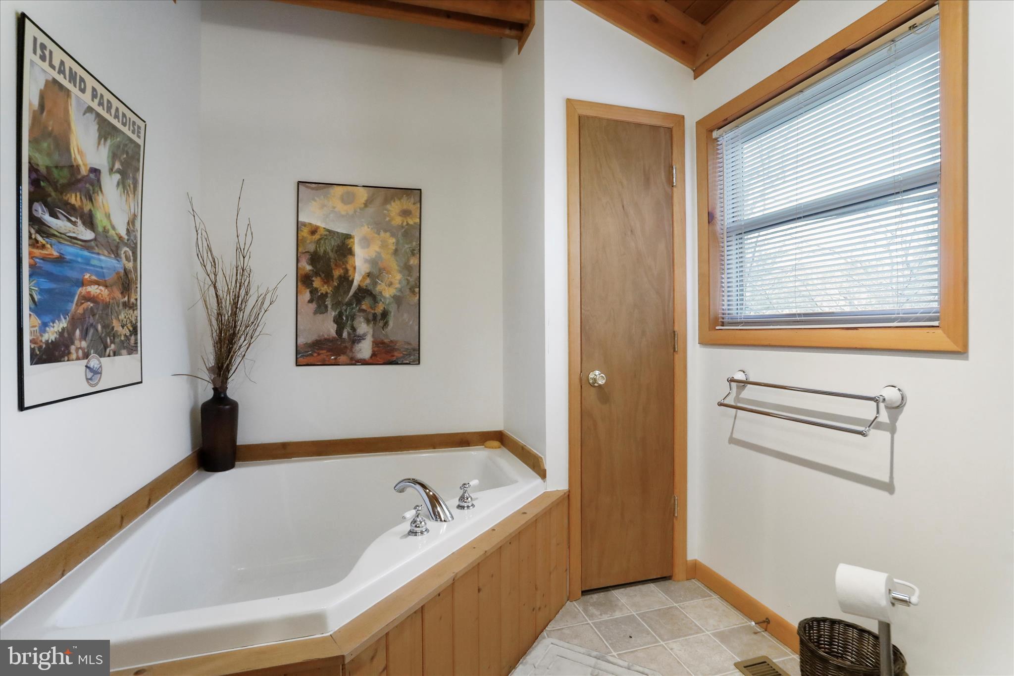 CACAPON SOUTH - Residential