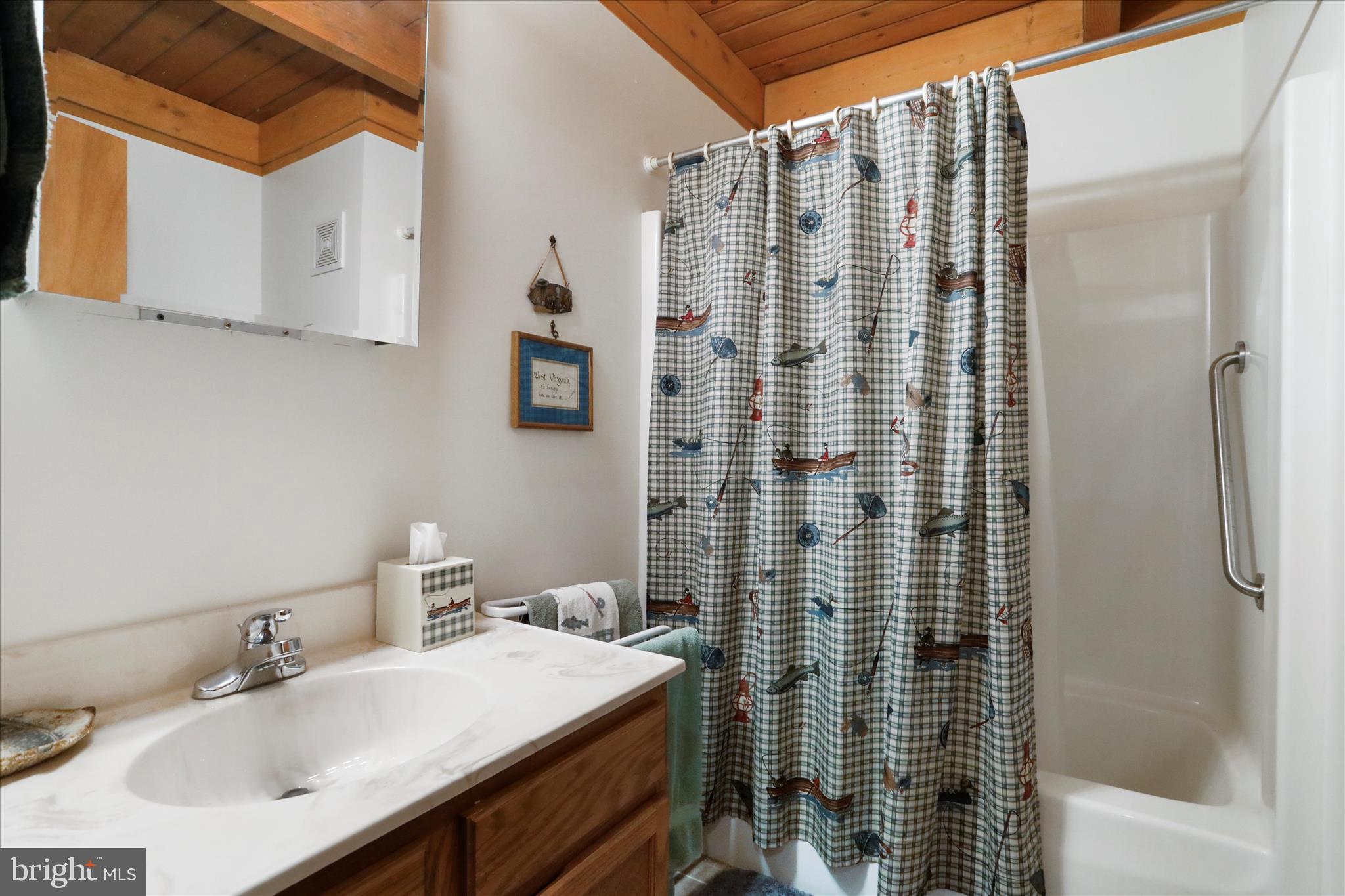 CACAPON SOUTH - Residential