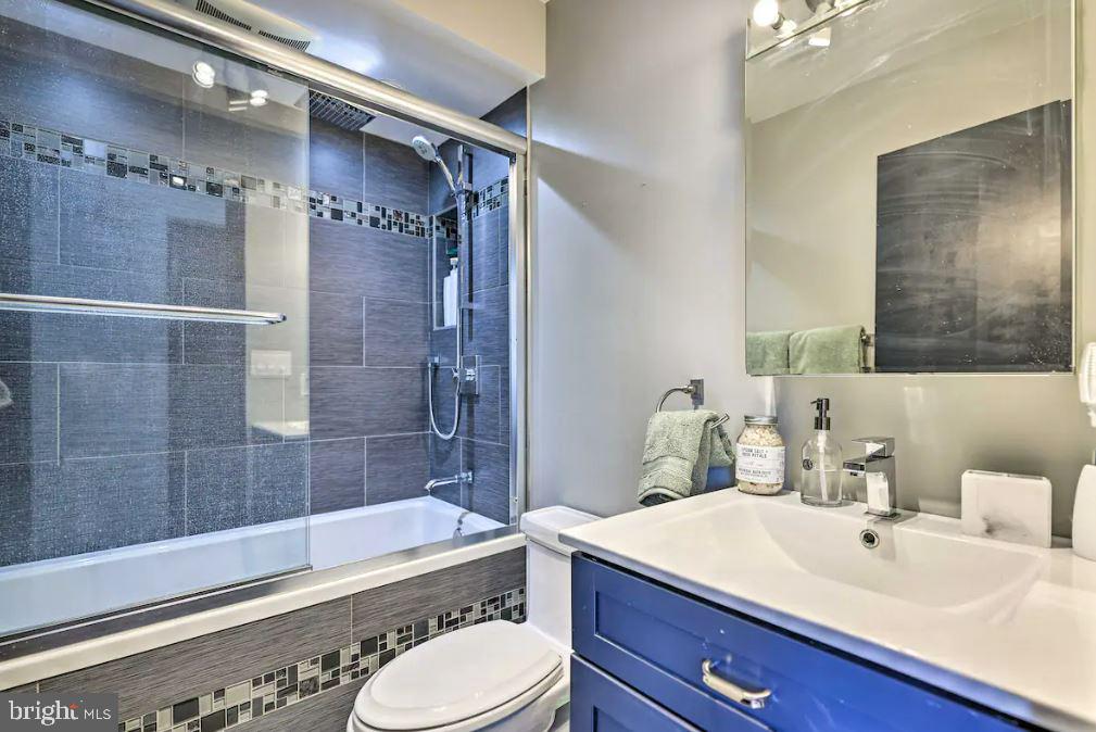 POCONO COUNTRY PLACE - Residential