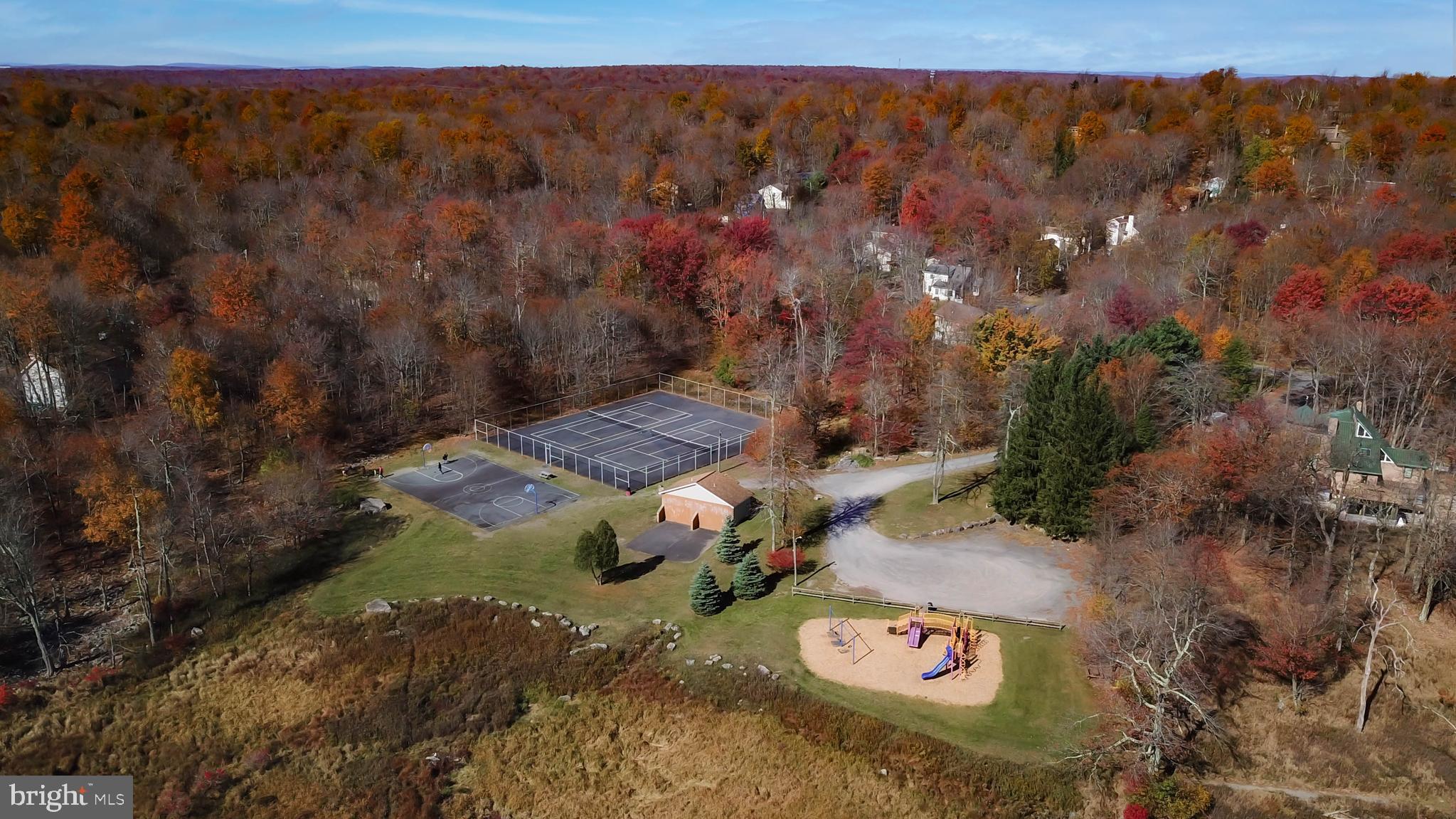 POCONO COUNTRY PLACE - Residential