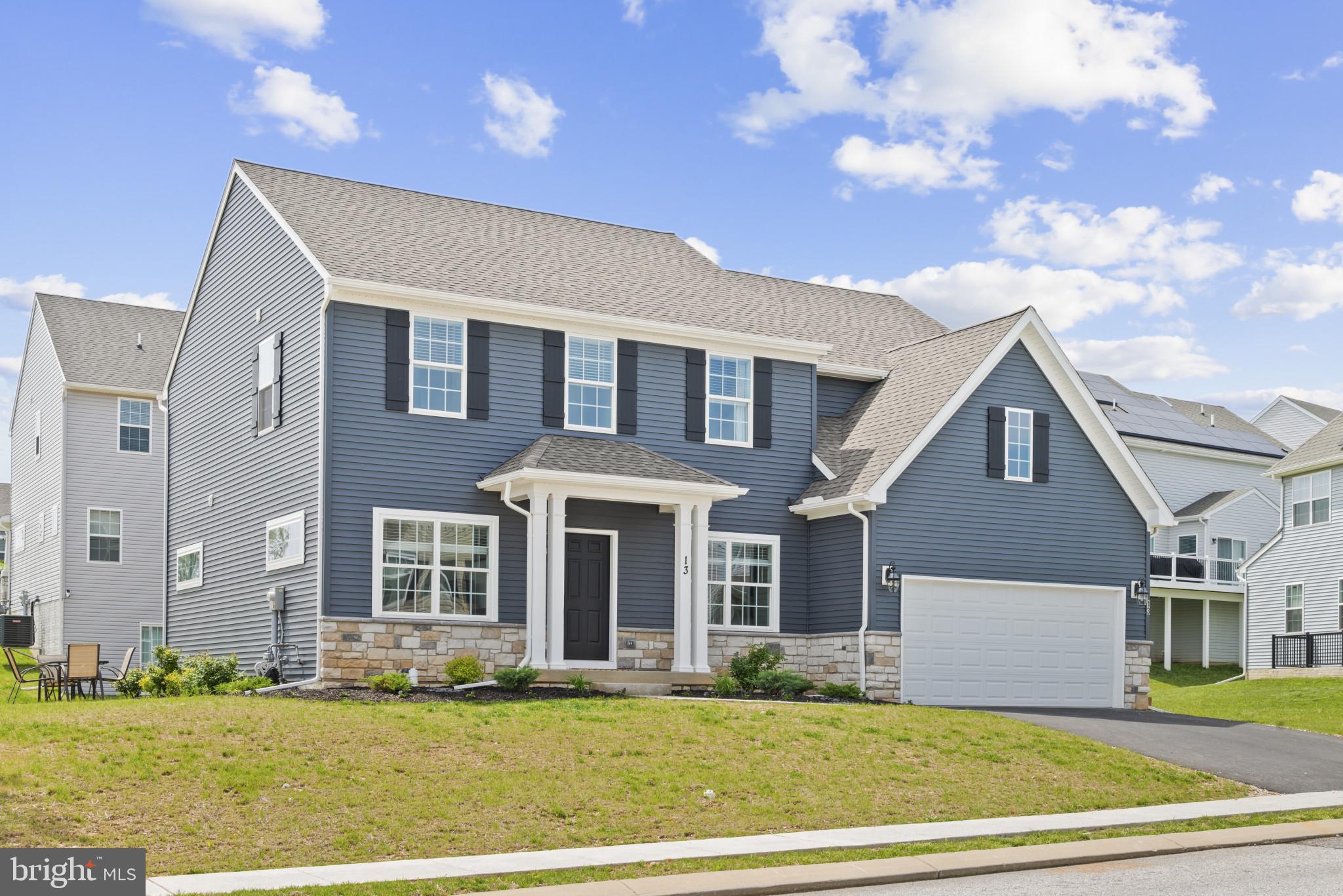 CLOVERFIELD FARMS - Residential