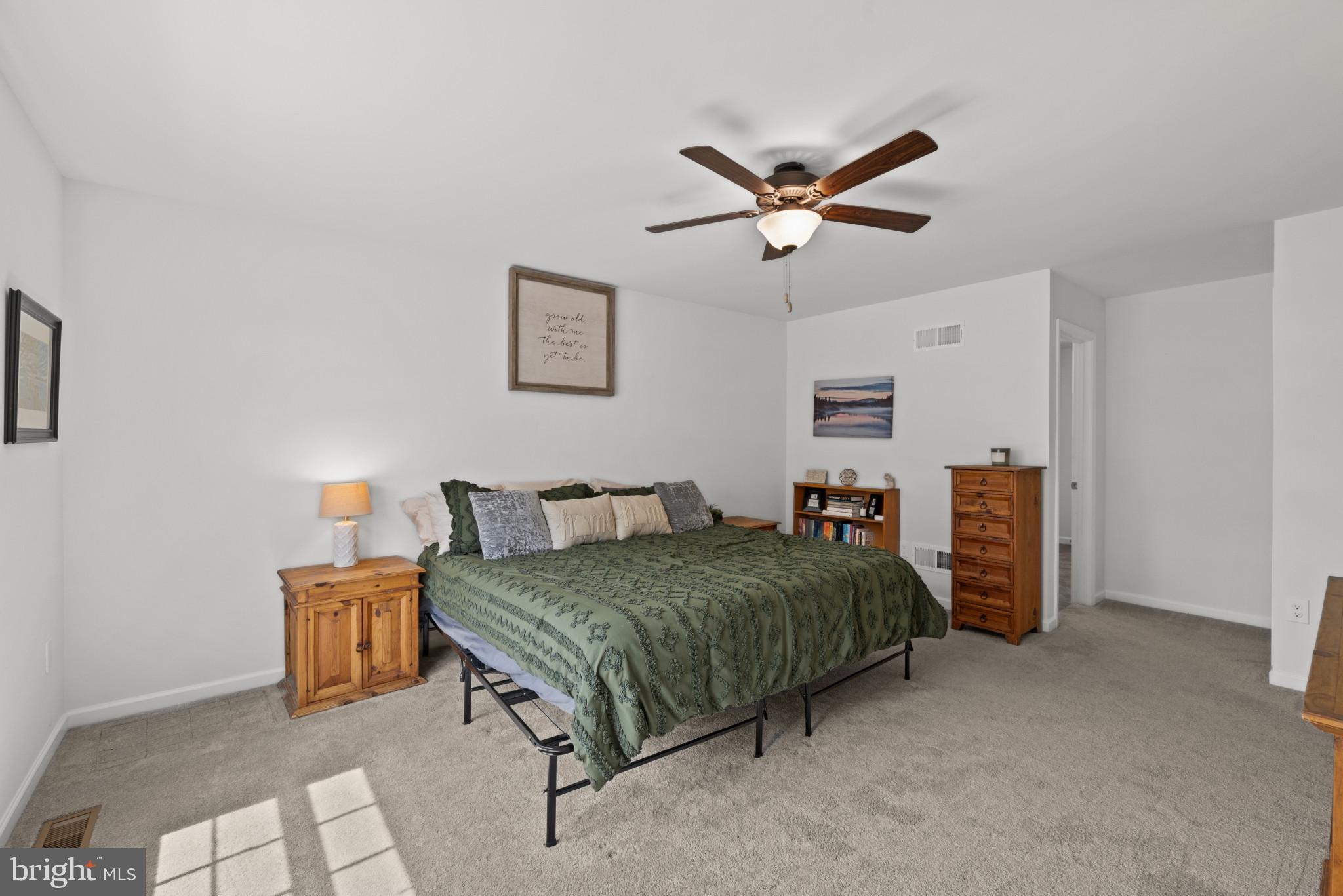 CLOVERFIELD FARMS - Residential