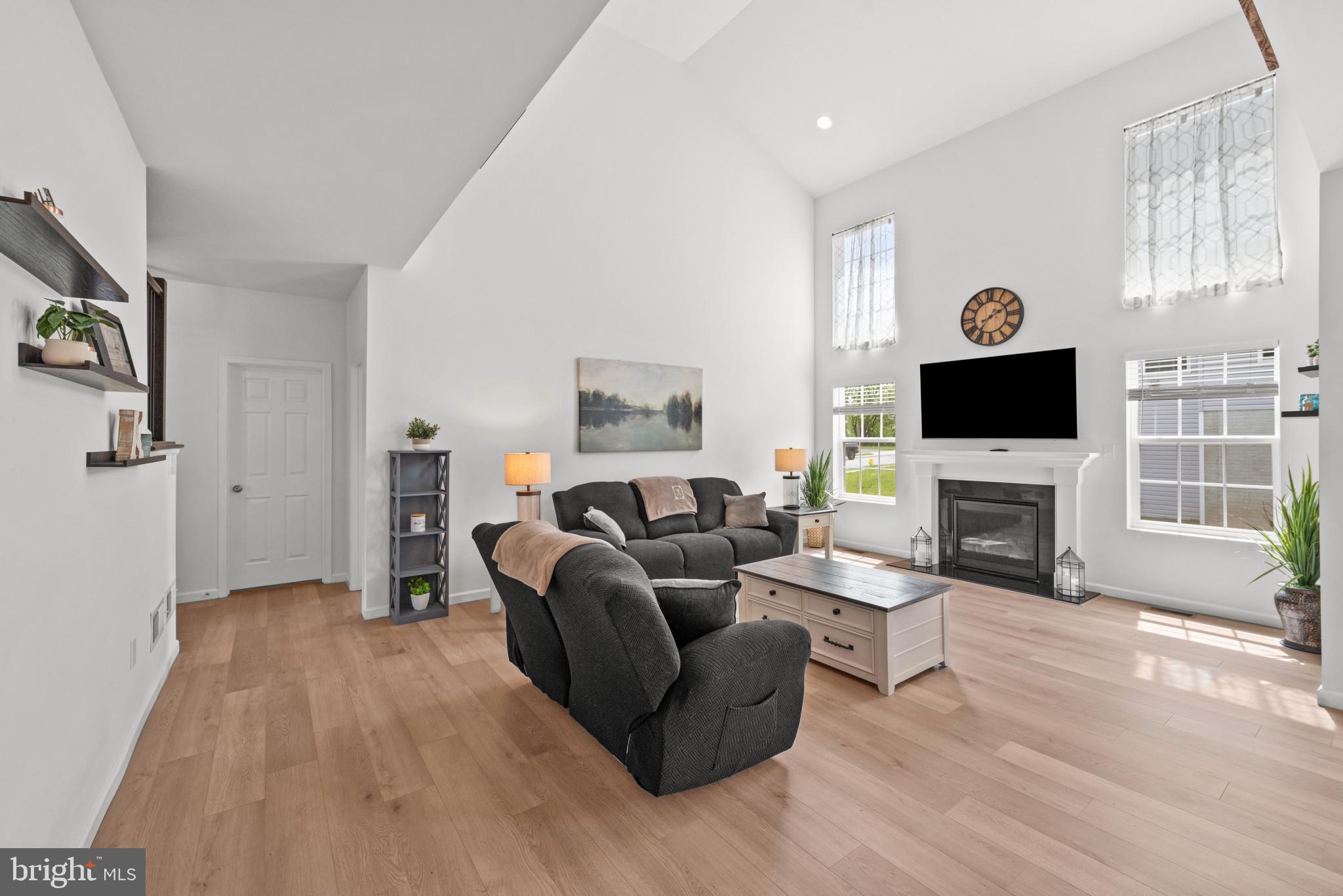 CLOVERFIELD FARMS - Residential