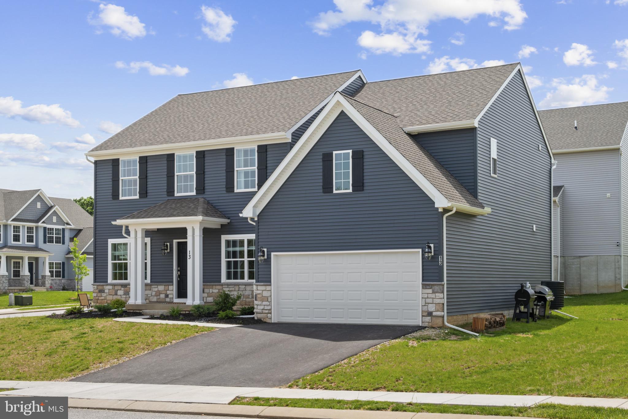 CLOVERFIELD FARMS - Residential