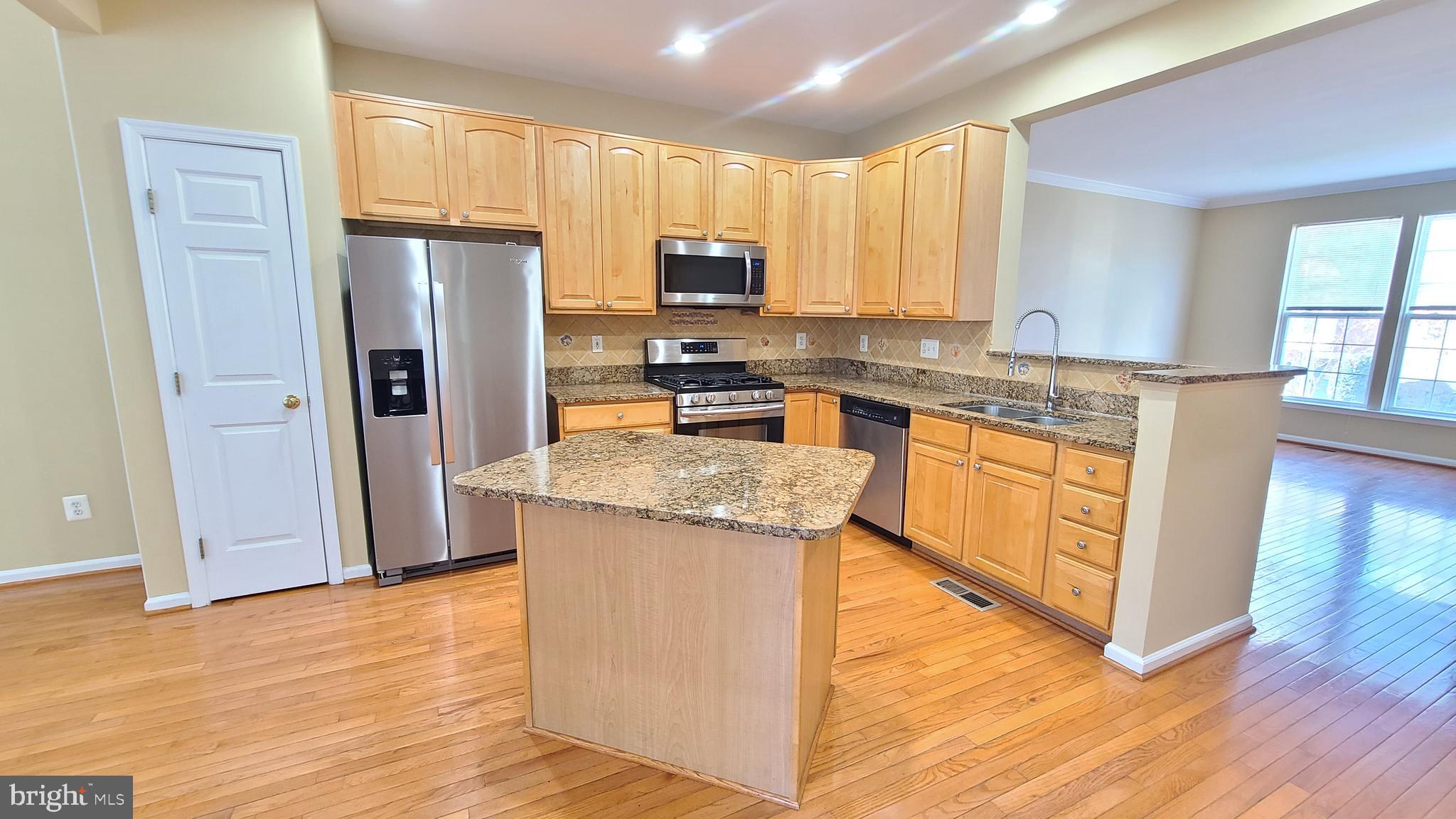 MASONS PASSAGE - Residential Lease