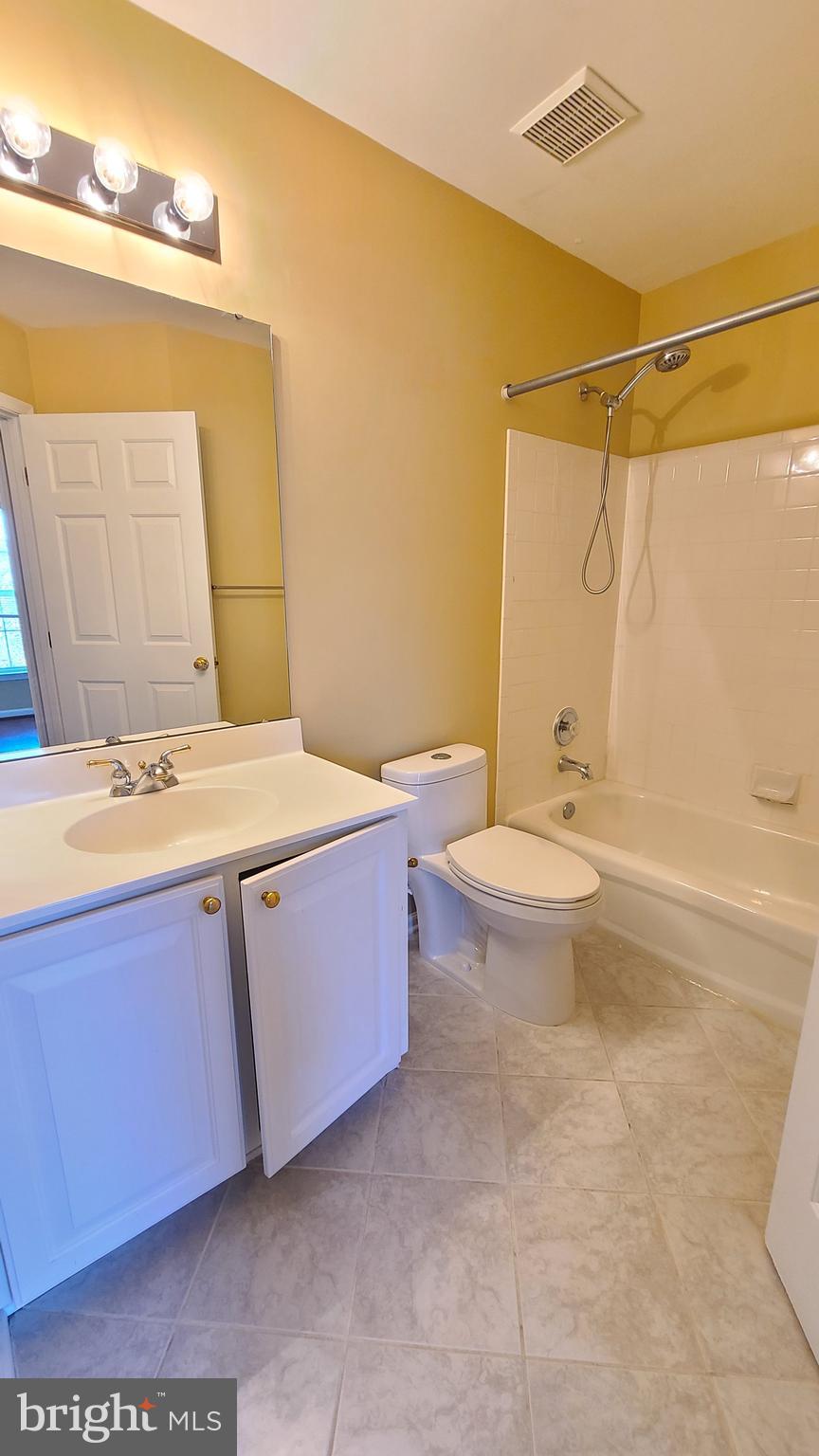 MASONS PASSAGE - Residential Lease