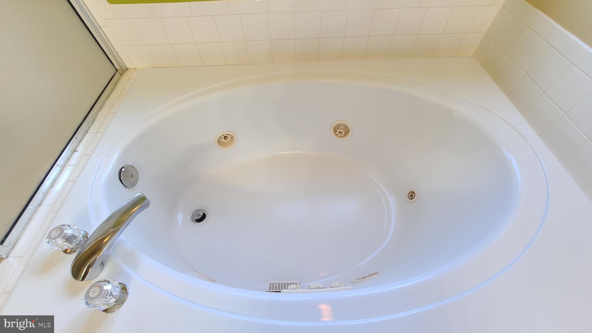 MASONS PASSAGE - Residential Lease