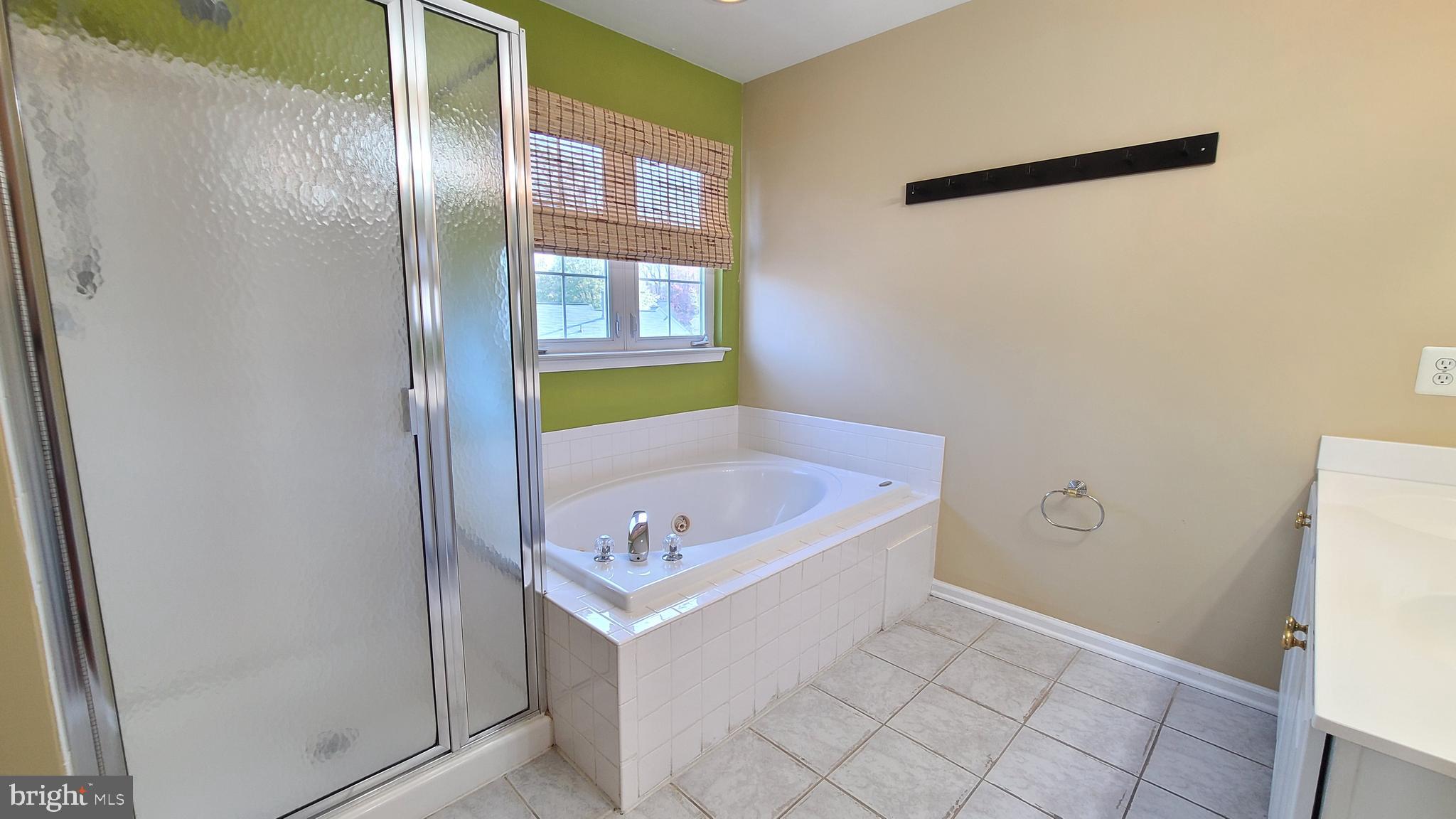 MASONS PASSAGE - Residential Lease