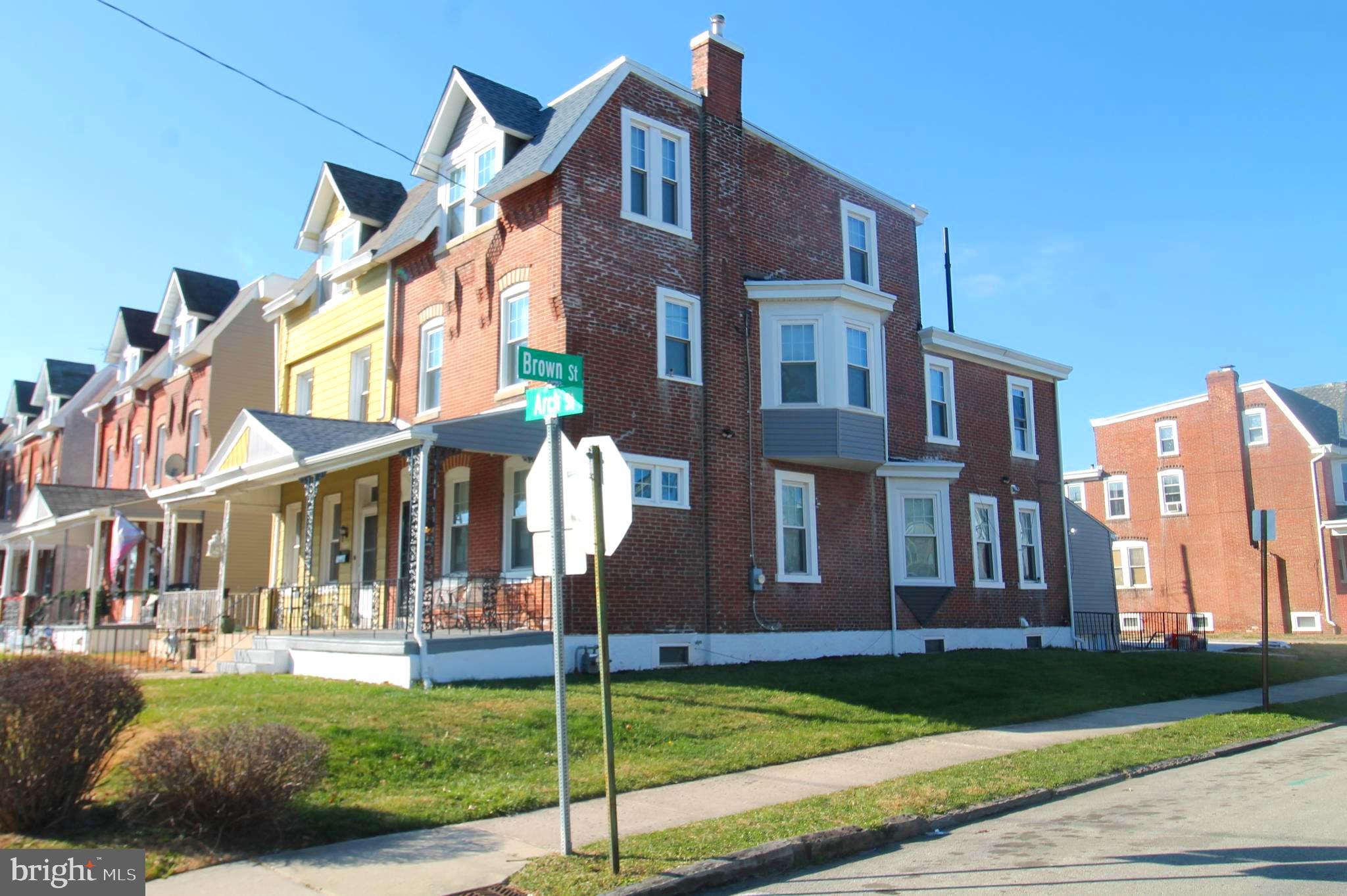 NORRISTOWN - Residential