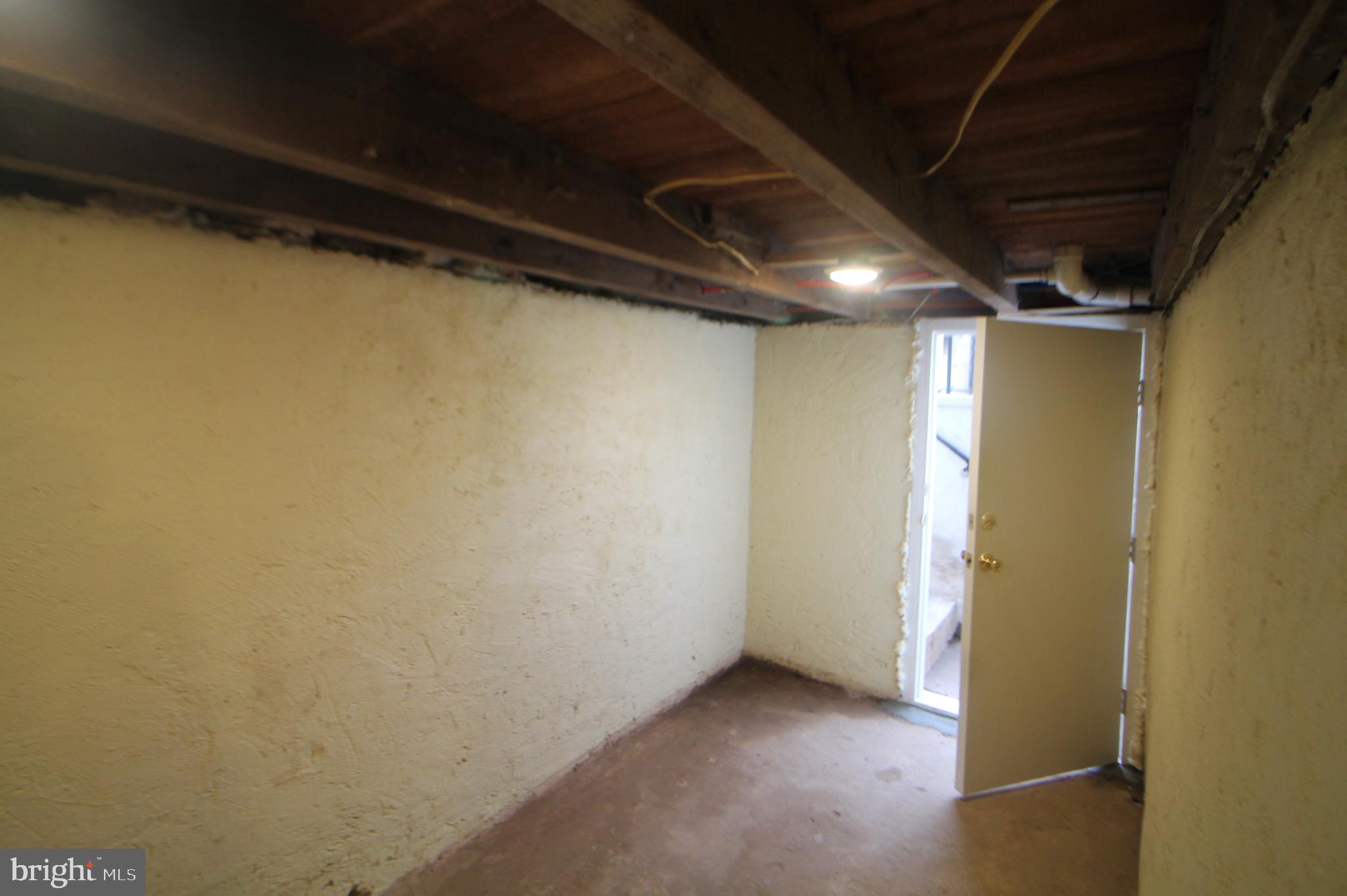 NORRISTOWN - Residential