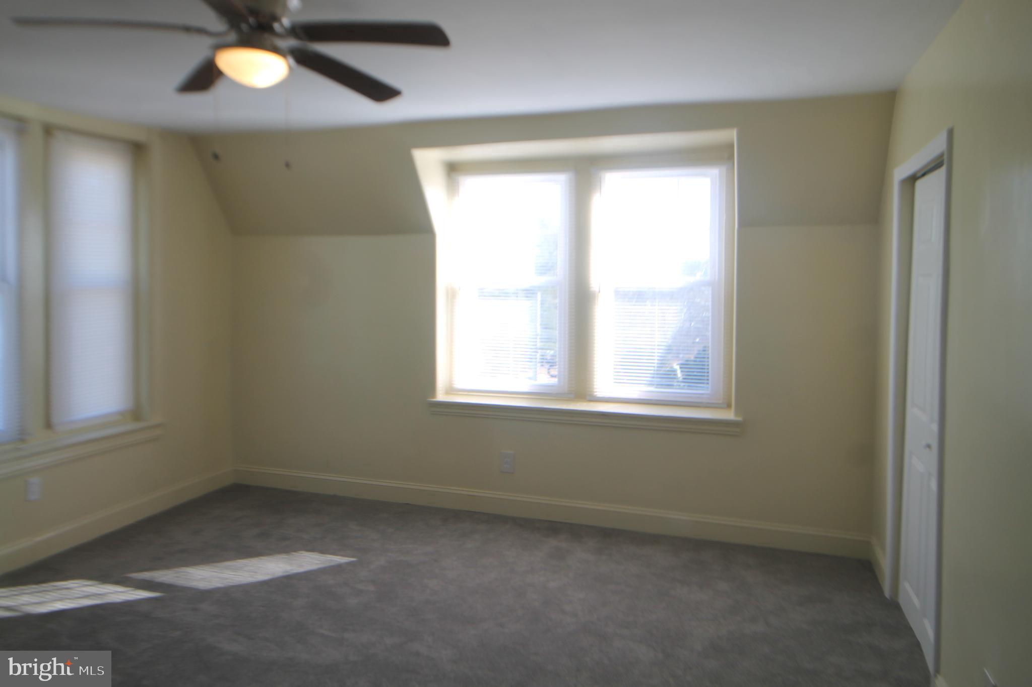 NORRISTOWN - Residential