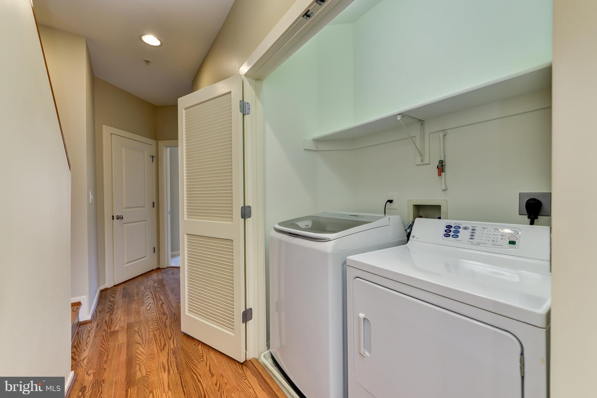 BRADDOCK LOFTS - Residential