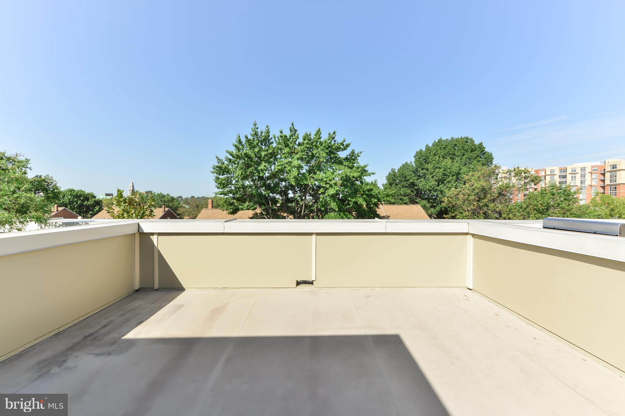 BRADDOCK LOFTS - Residential