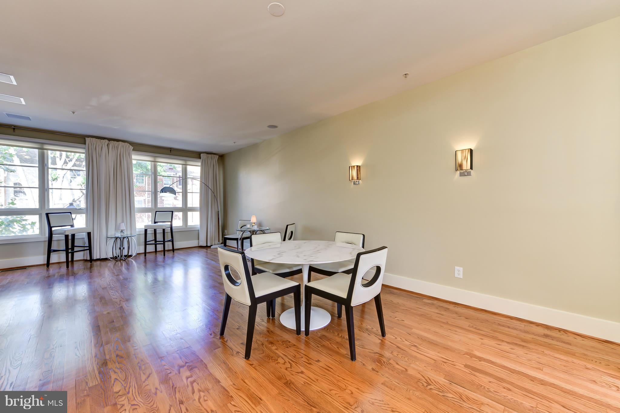 BRADDOCK LOFTS - Residential