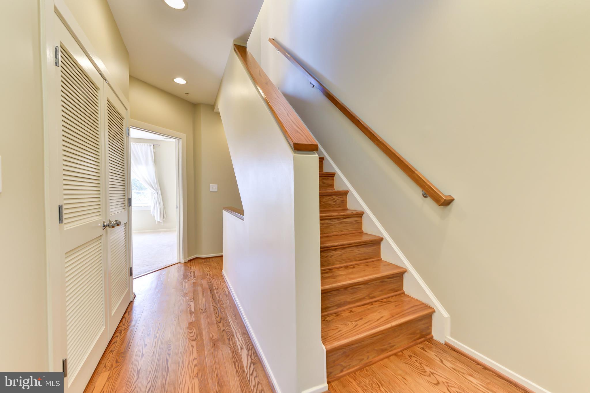 BRADDOCK LOFTS - Residential