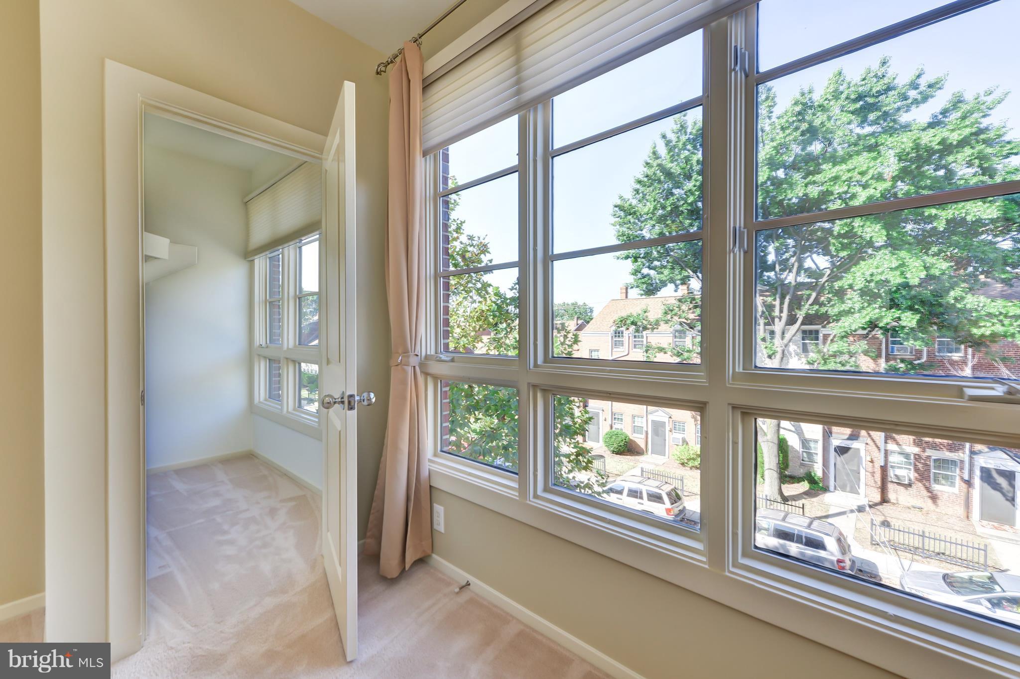 BRADDOCK LOFTS - Residential