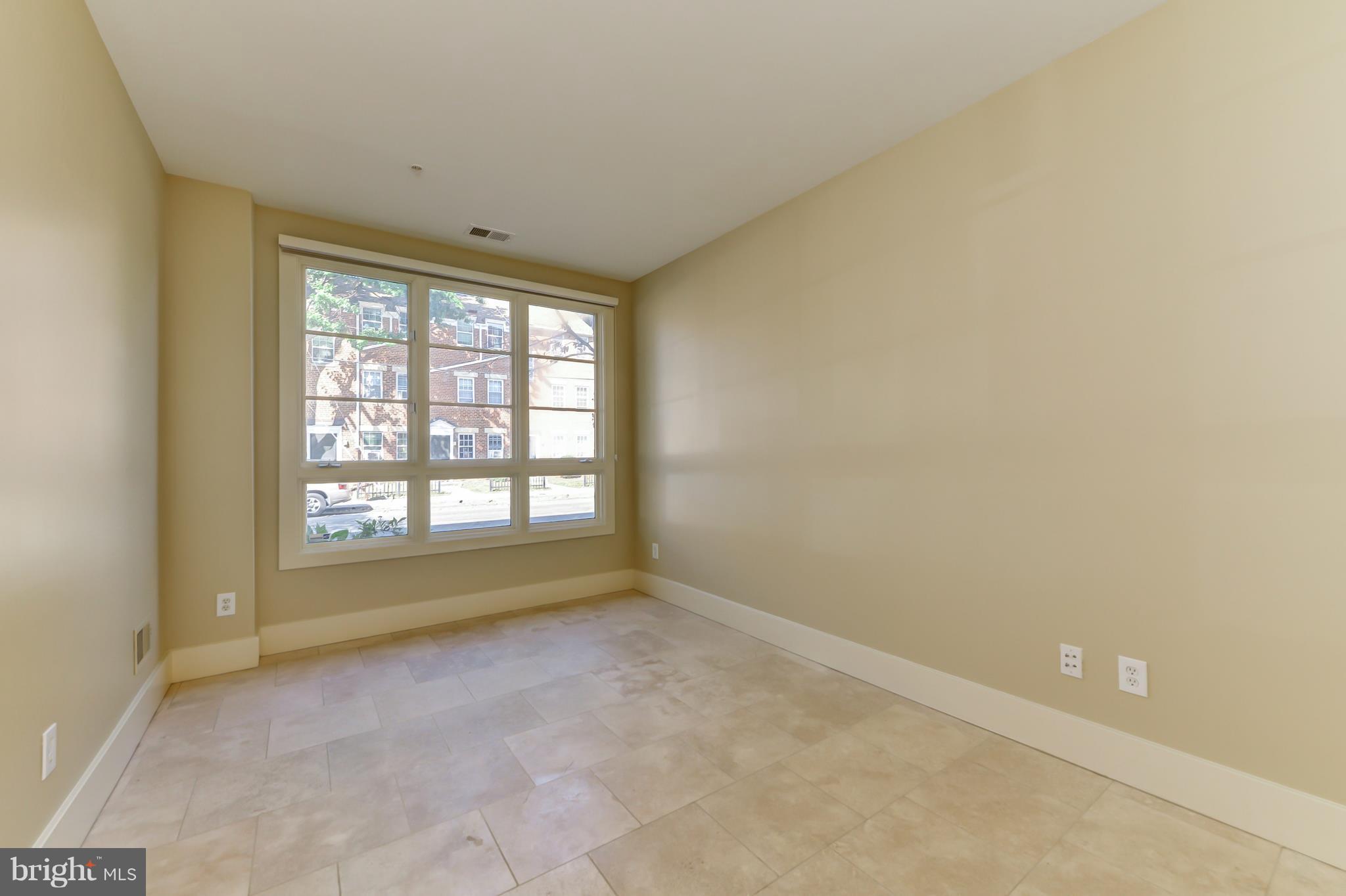 BRADDOCK LOFTS - Residential